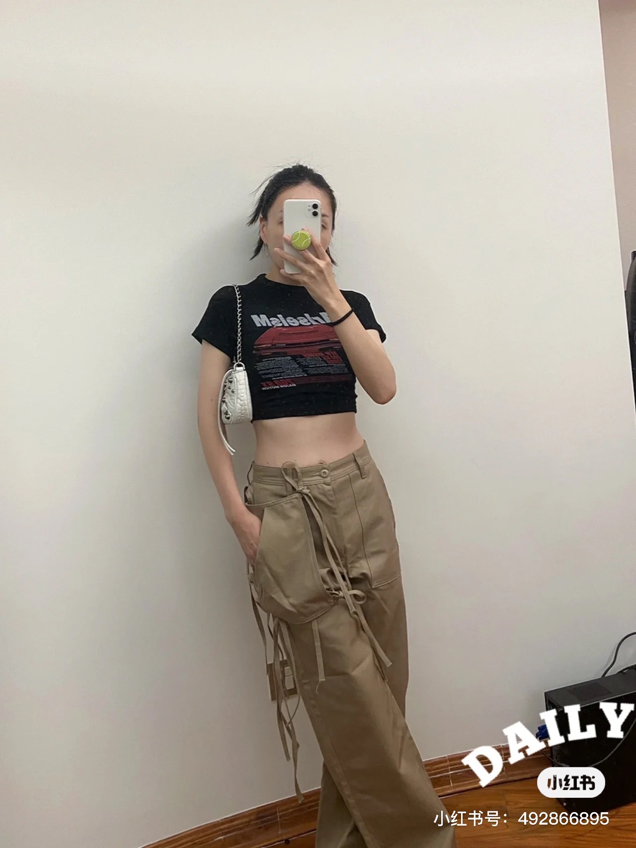 Balenciaga Le Cagole Mini 20CM 白色鳄鱼纹月牙包 695814