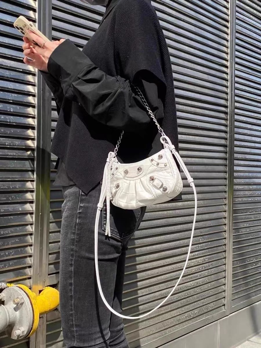Balenciaga Le Cagole Mini 20CM 白色鳄鱼纹月牙包 695814