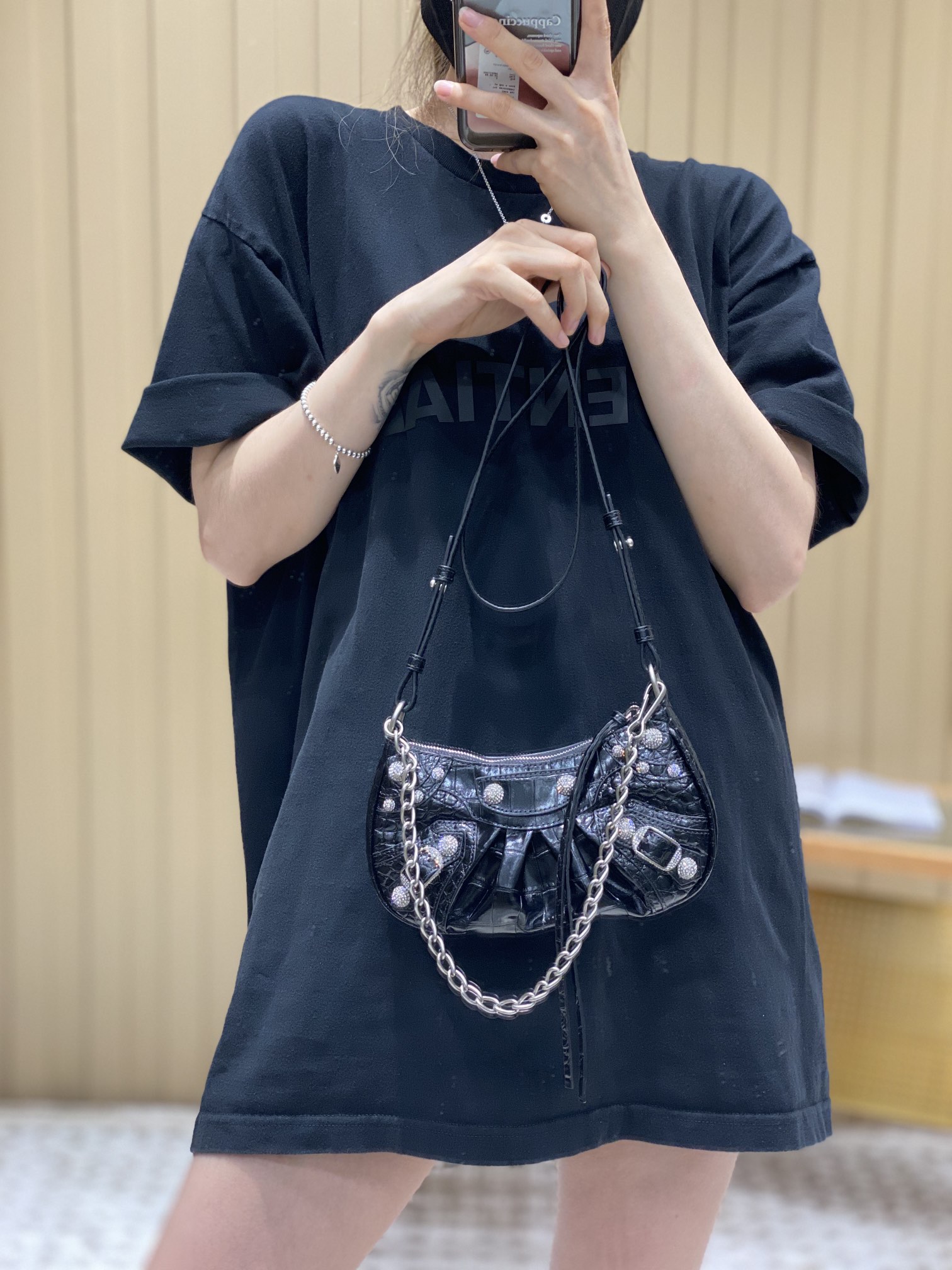 Balenciaga Le Cagole Mini 20CM 黑色鳄鱼纹月牙包 695814