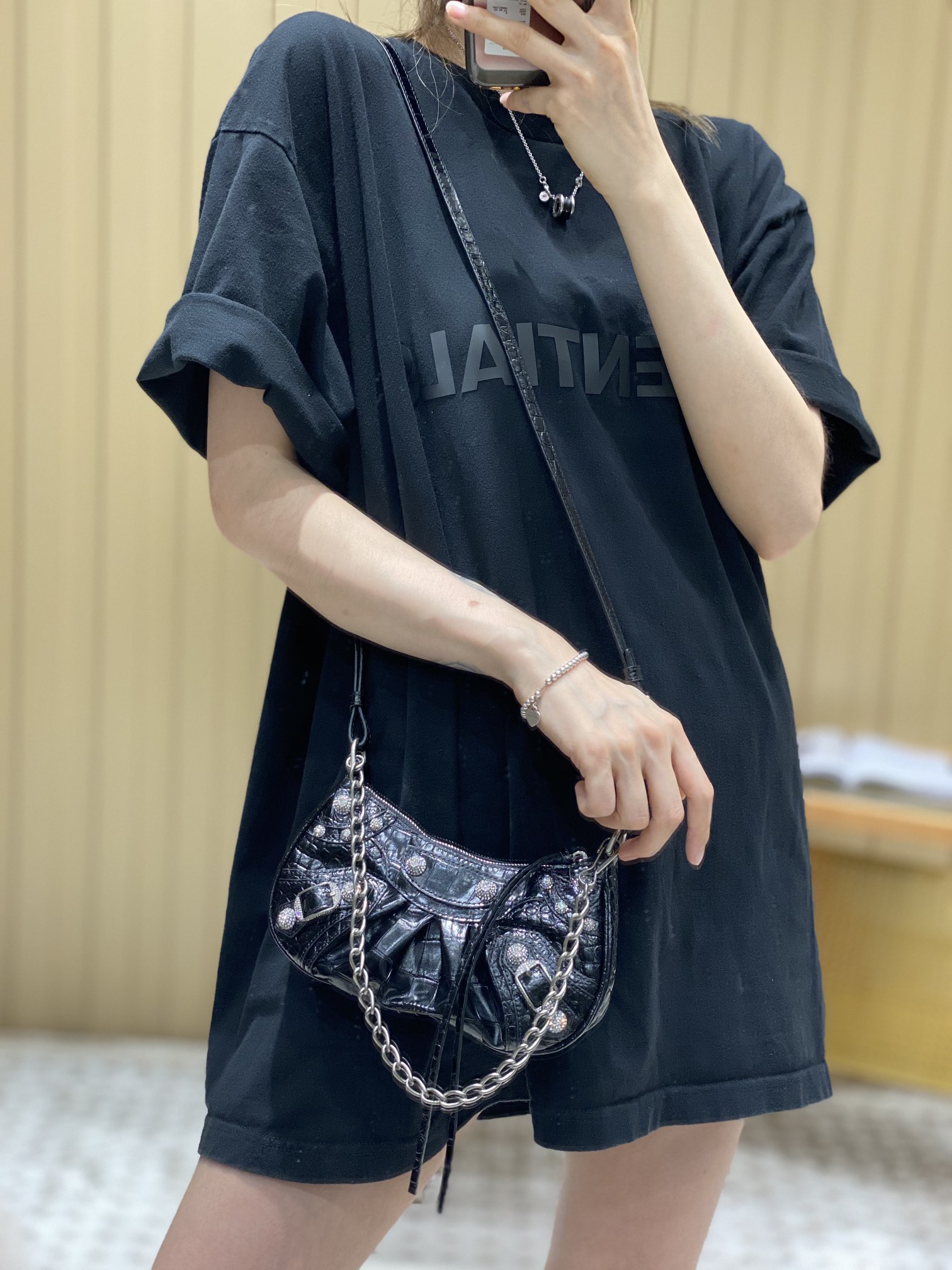 Balenciaga Le Cagole Mini 20CM 黑色鳄鱼纹月牙包 695814