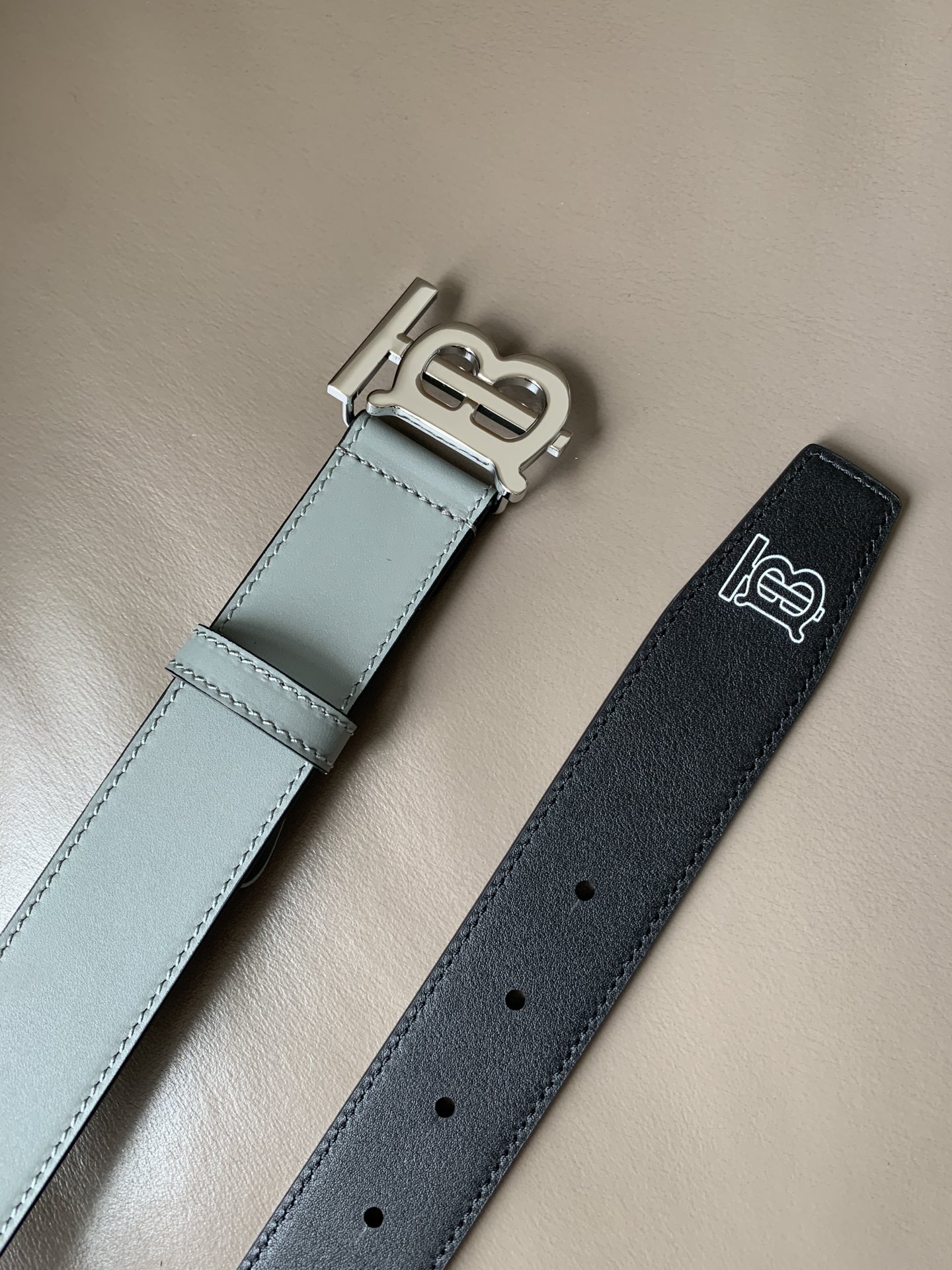 BURBERRY巴宝莉专柜新款男士时
