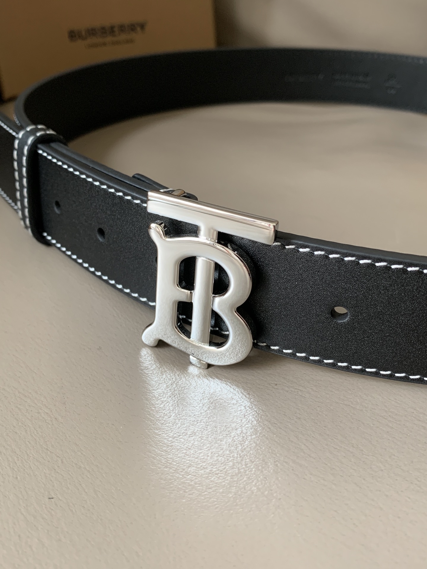 BURBERRY巴宝莉专柜新款男士时