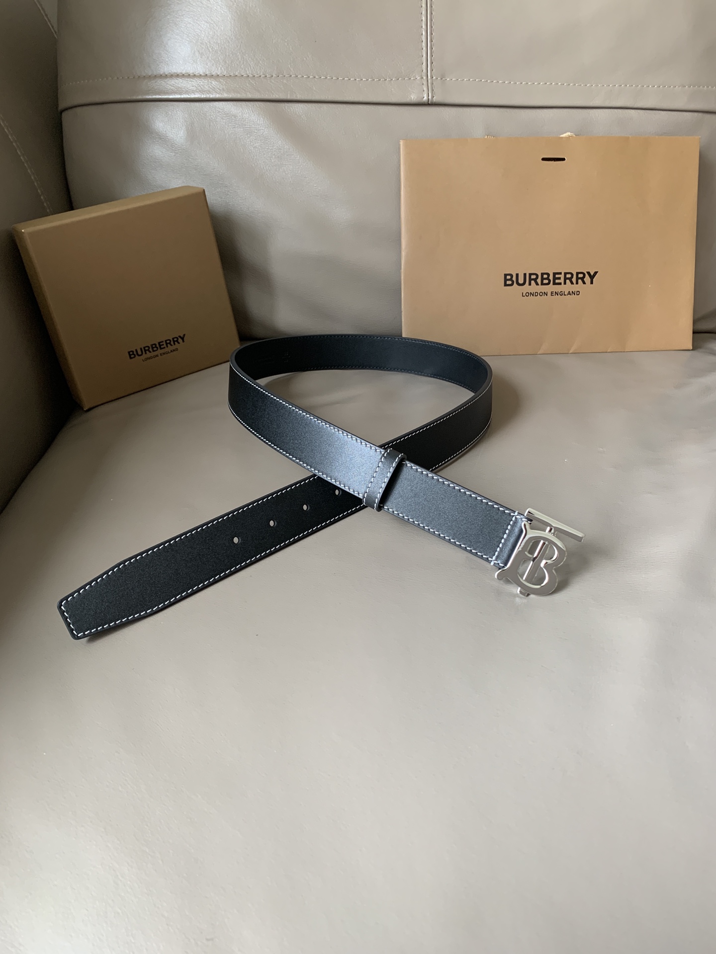 BURBERRY巴宝莉专柜新款男士时