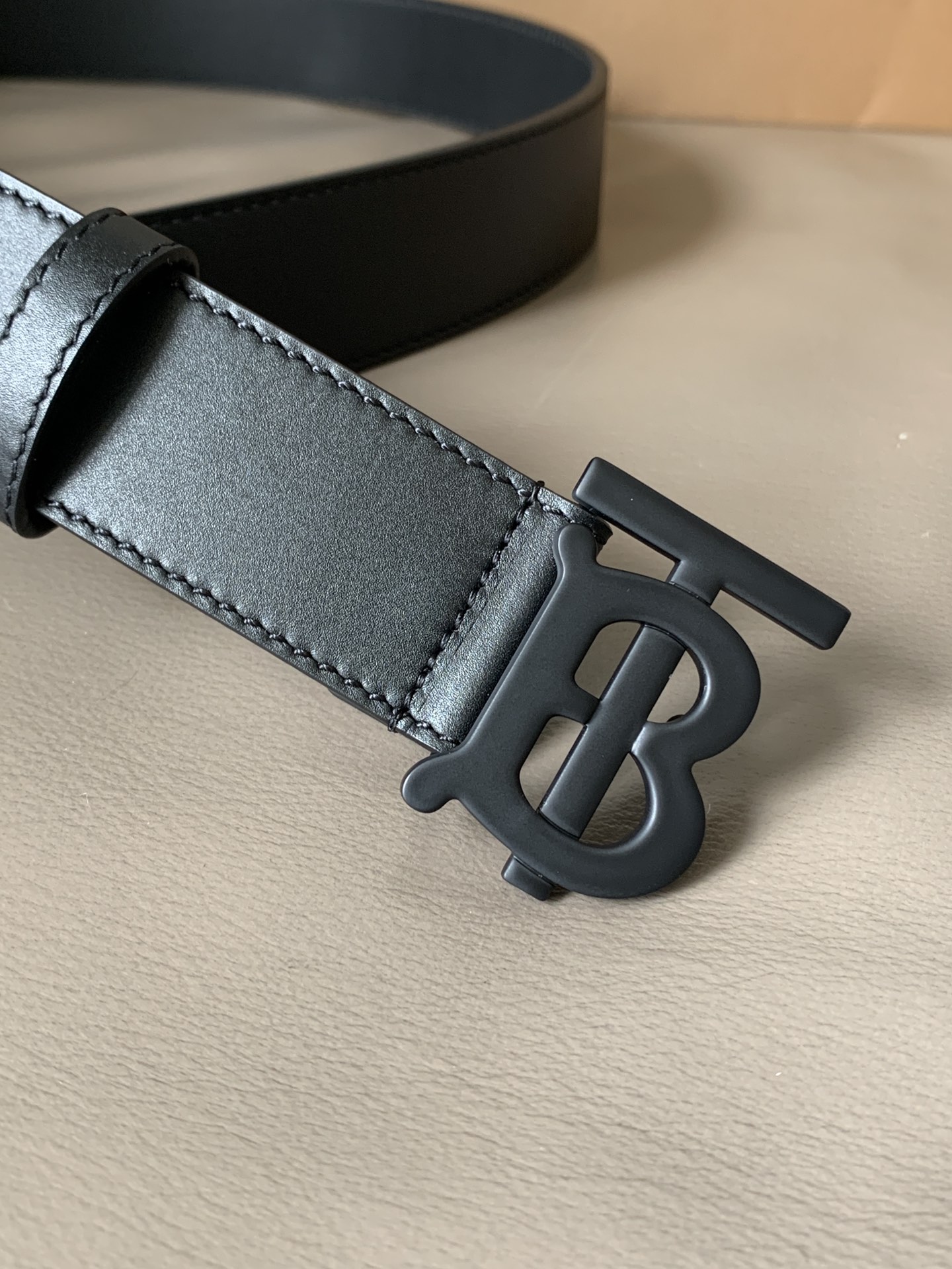 BURBERRY巴宝莉专柜新款男士时
