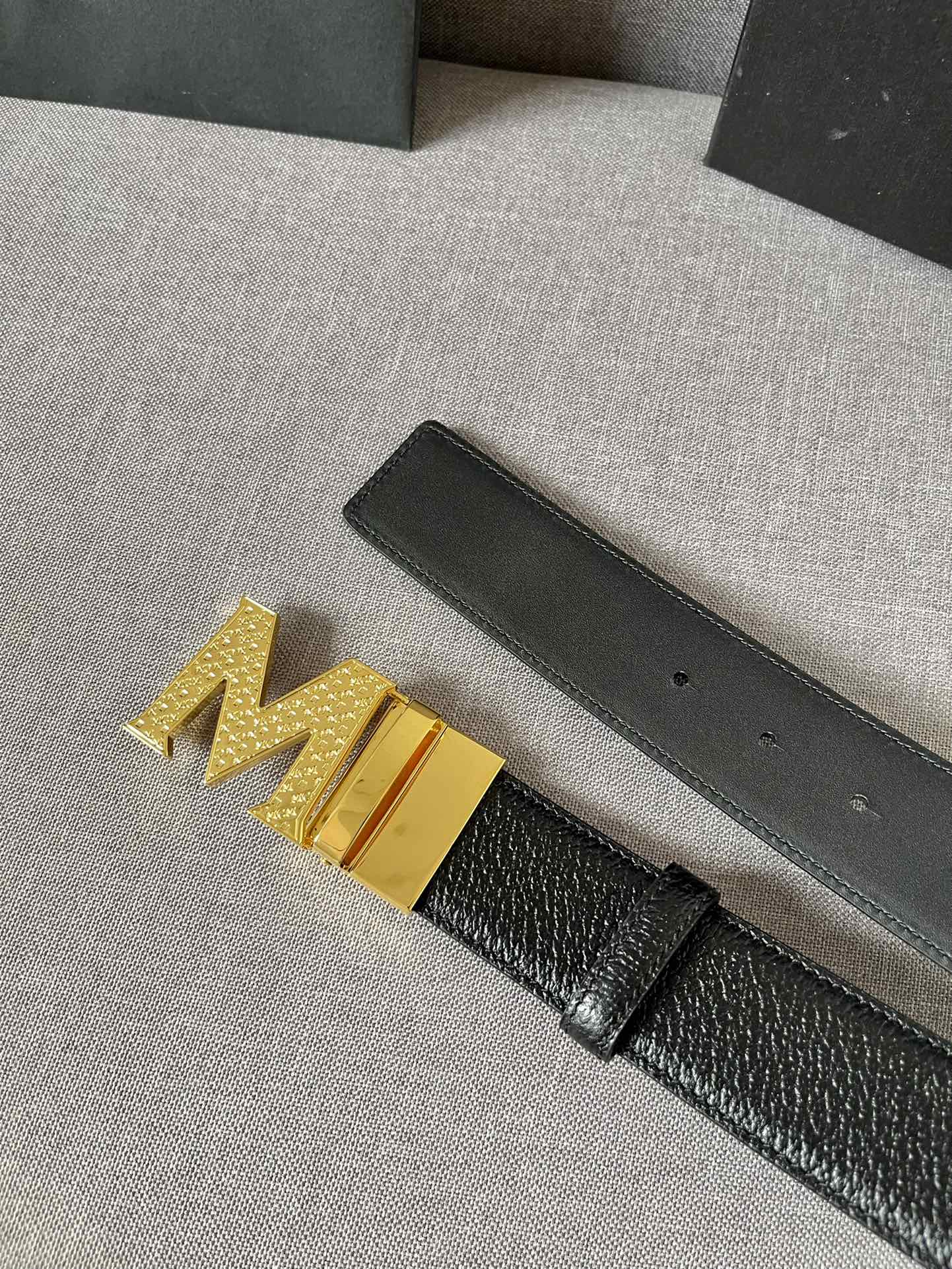 MCM原厂进口牛皮头层高温热压野猪皮