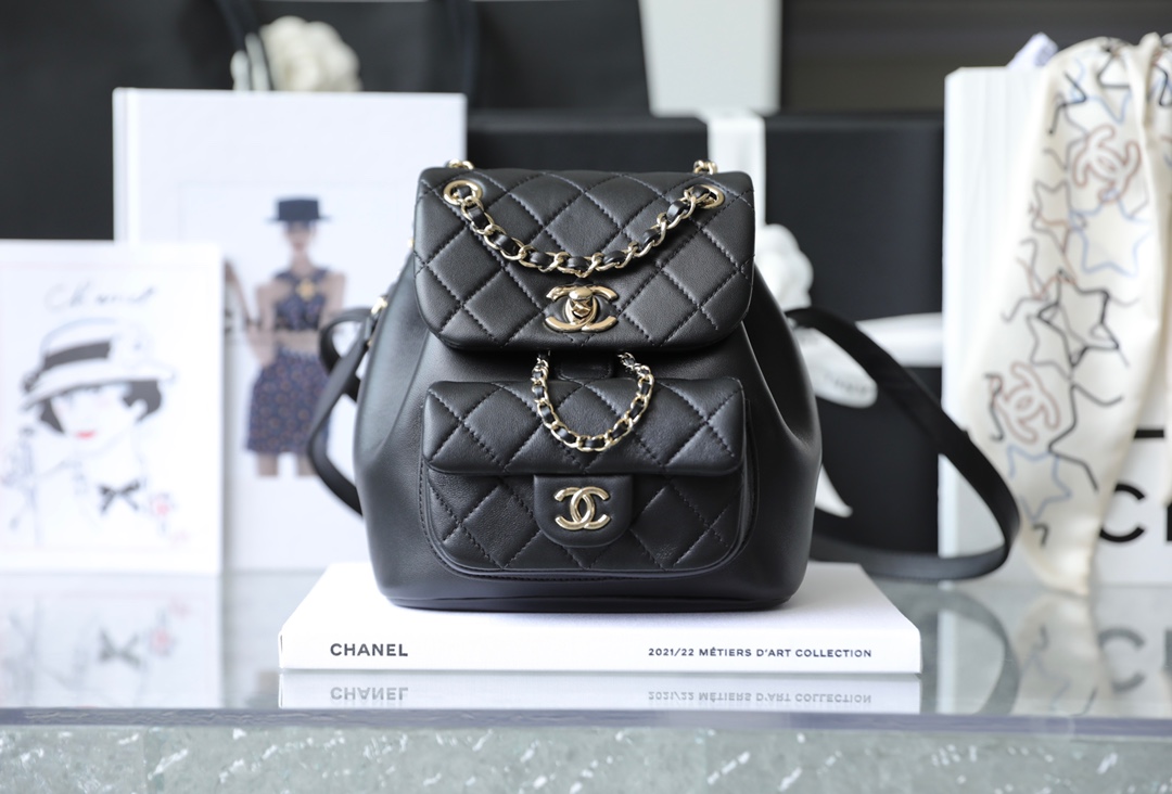 Chanel Bolsos Mochila Negro Acero completo Piel de oveja Cadena