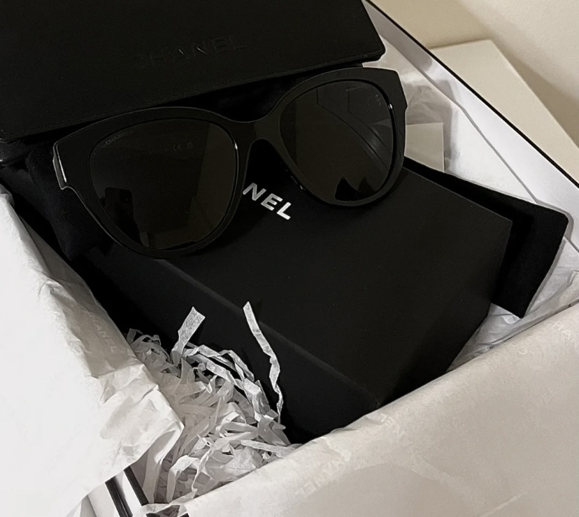  CHANEL*
ModCH5477
Size56-18-140
爱心logo❤️
