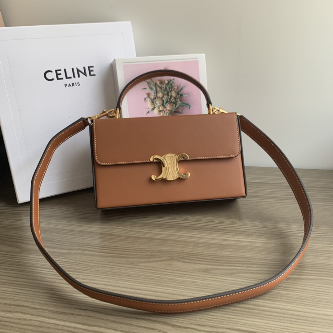 CELINE2022早秋手提BOX小硬箱重复经典复古不再小巧可爱容量的上升方正廓形洒脱英气满满拉长档次!