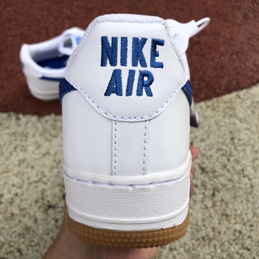 AF1白蓝生胶low Nike Air Force 1 Low ”Since 82” 经典体闲板鞋 白 蓝 dj3911-101