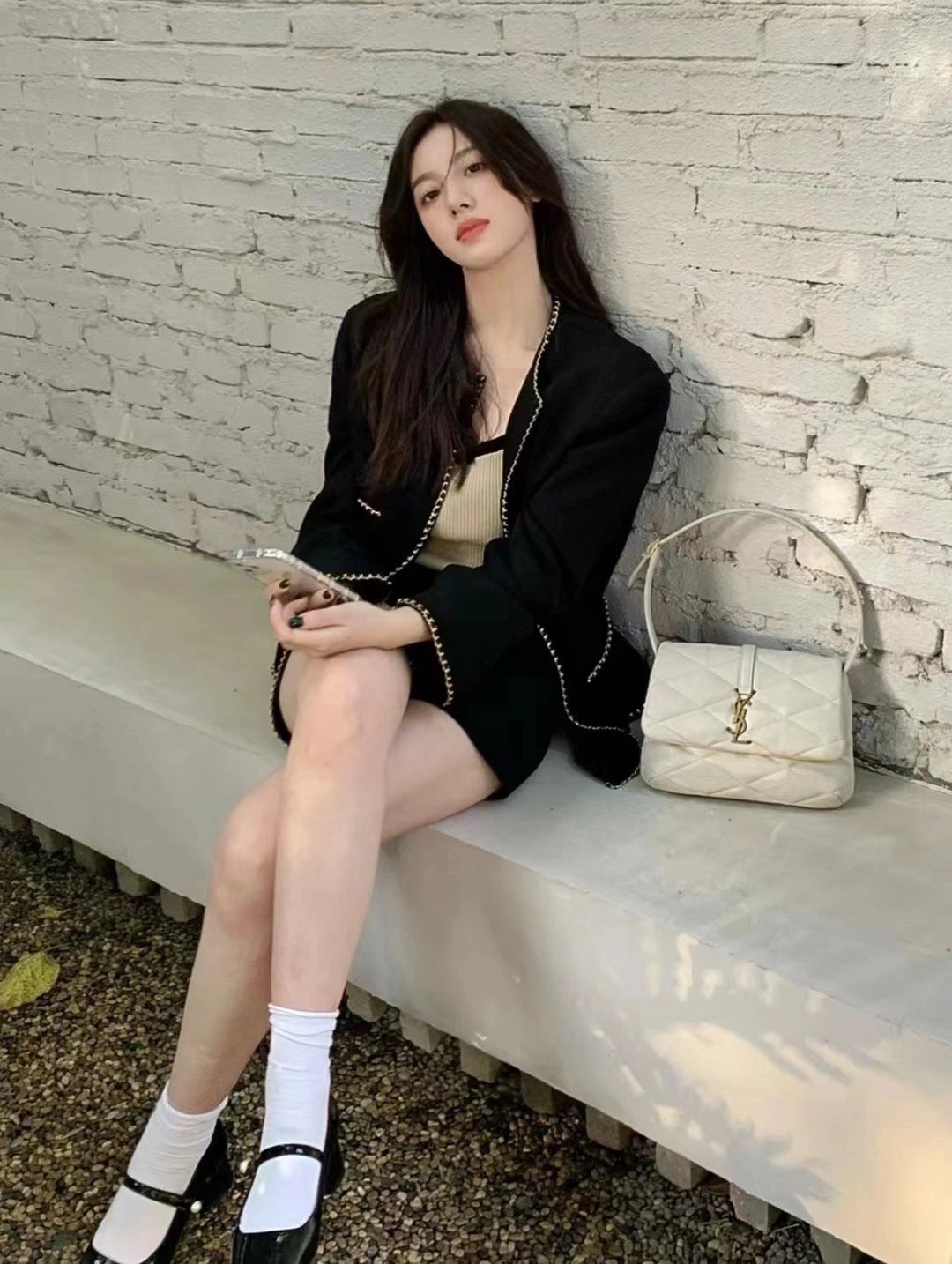 YSL 𝐋𝐄 𝟱𝟳 小羊皮菱格纹腋下包 698567白色/金扣