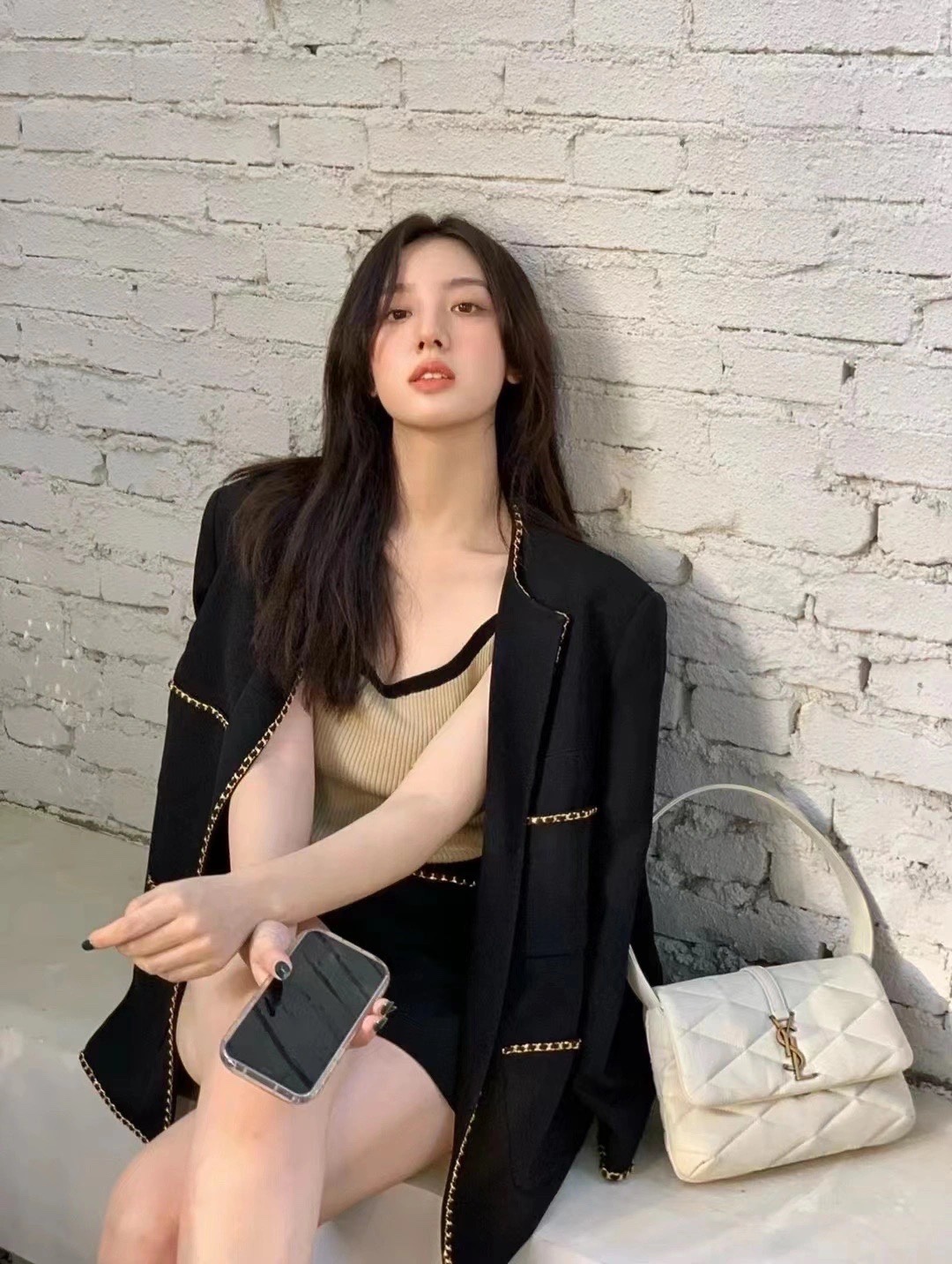 YSL 𝐋𝐄 𝟱𝟳 小羊皮菱格纹腋下包 698567白色/金扣