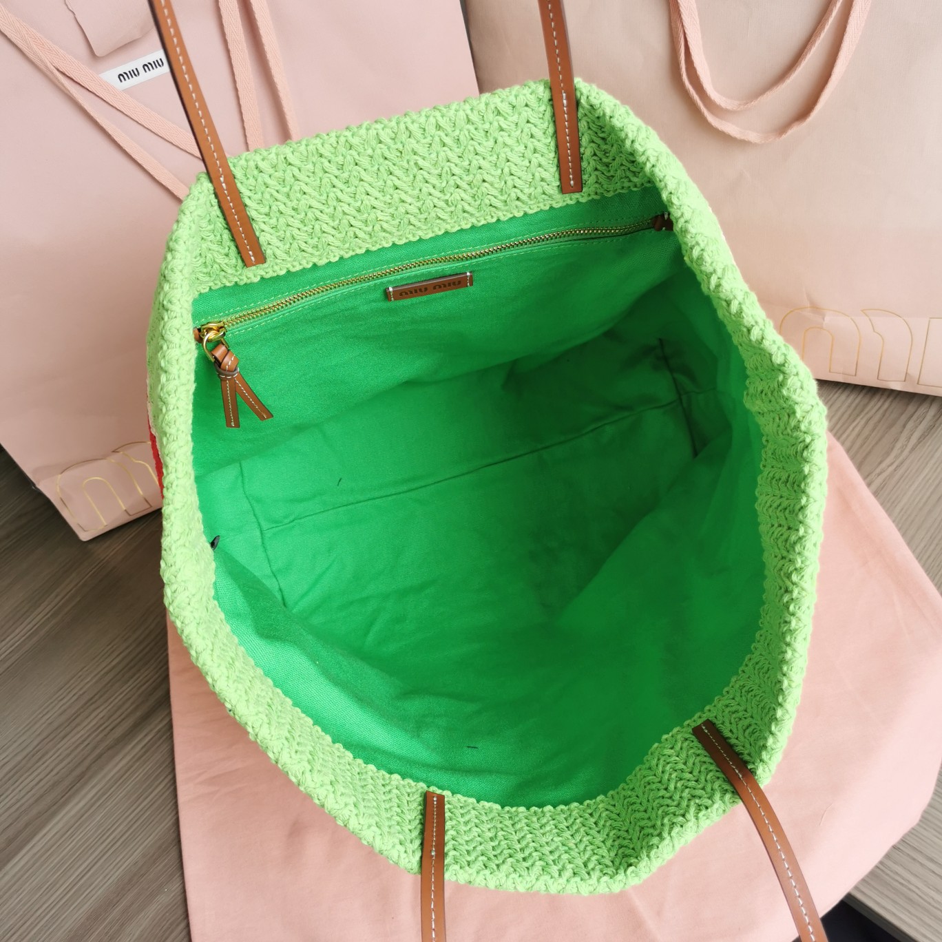 MIUMIU缪缪进口拉菲草编拼绵线编织托特包5BG228