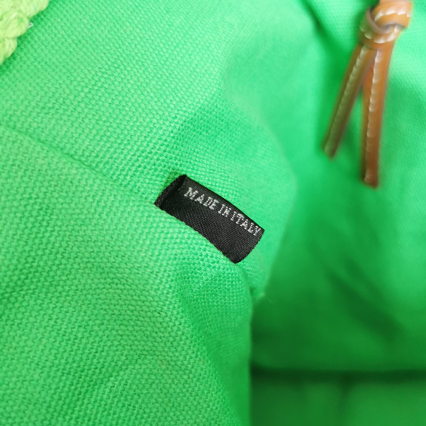 MIUMIU缪缪进口拉菲草编拼绵线编织托特包5BG228