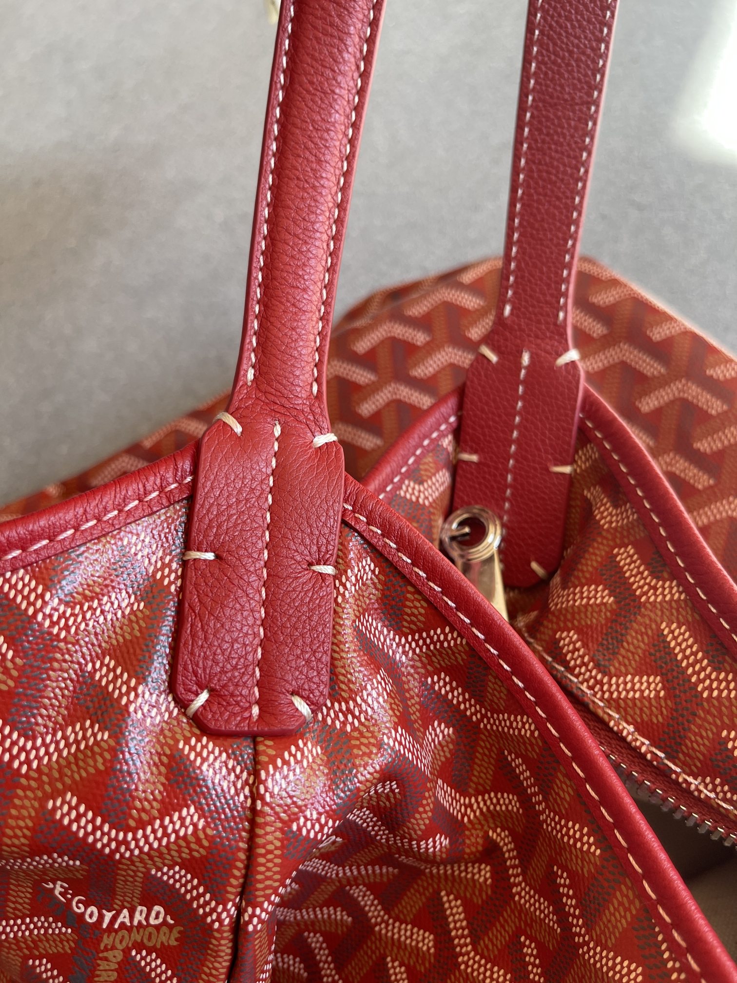 💰550 顶级戈雅工厂直销
Bohème Hobo 
狗牙腋下包 黑色
尺寸】43/27/14cm
包装】防尘袋 吊牌 说明书 
不影响二次销售前提下 七天内可以无理由退换