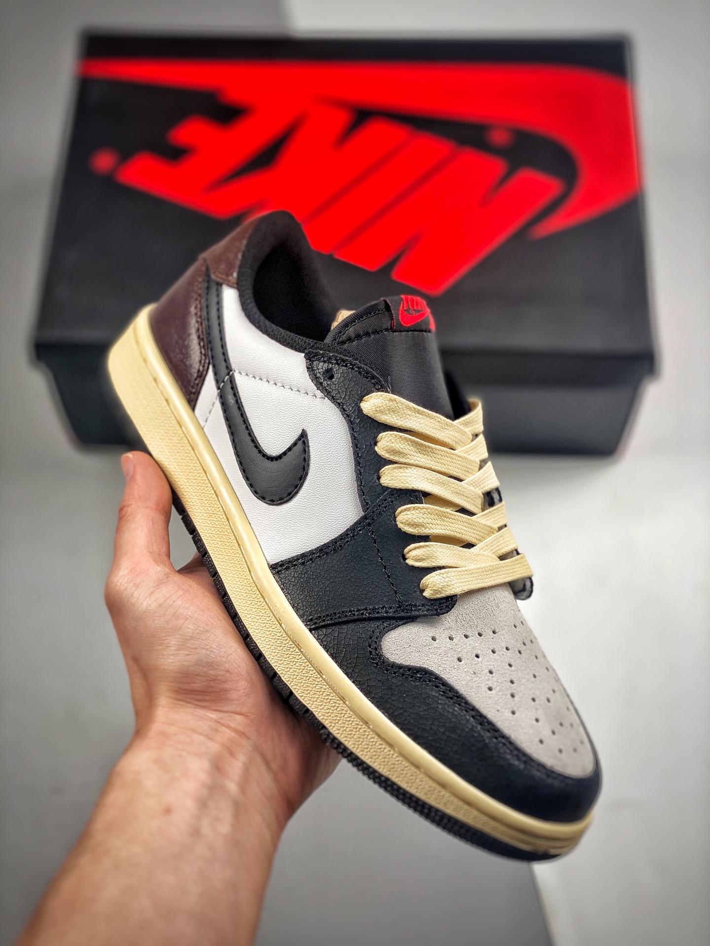 -4 Air Jordan 1 Low Moca negro Único en el mercado con piel de primera capa exclusiva, desarrollado a partir del calzad…