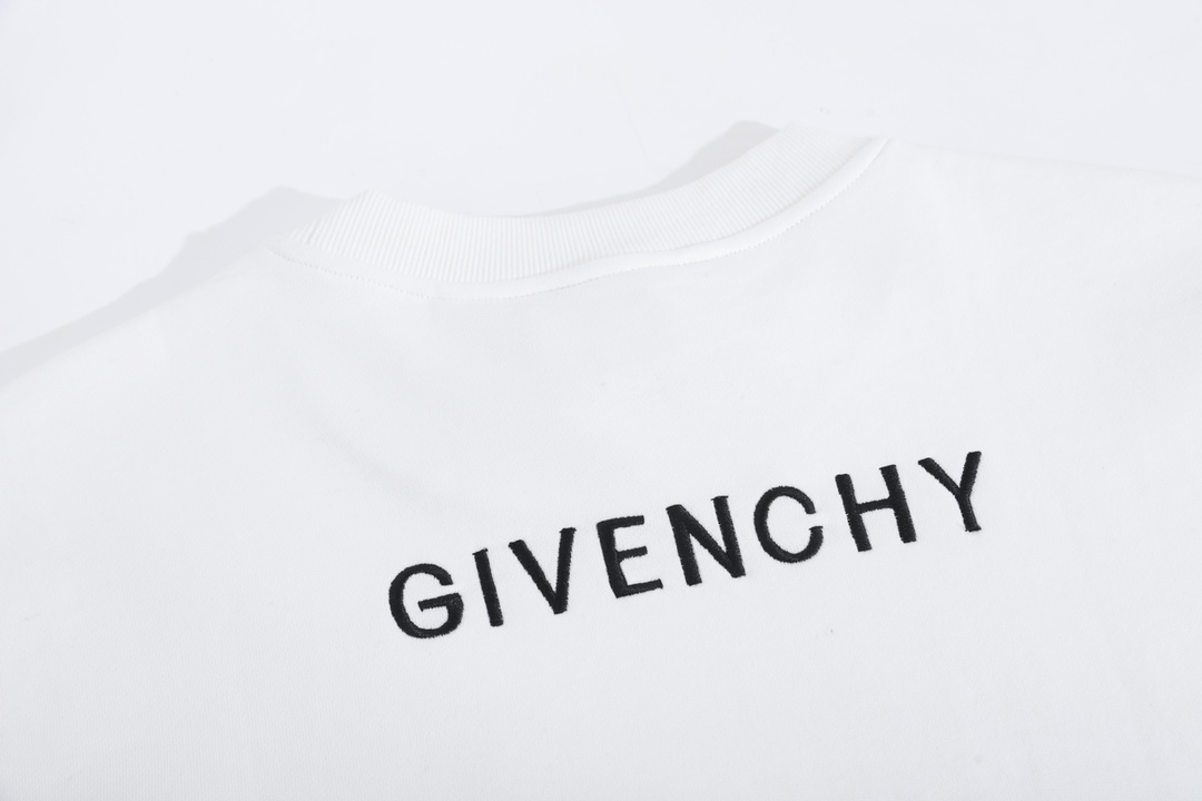 Givenchy/ 纪梵希 23Fw 迪士尼联名款斑点狗印花圆领卫衣