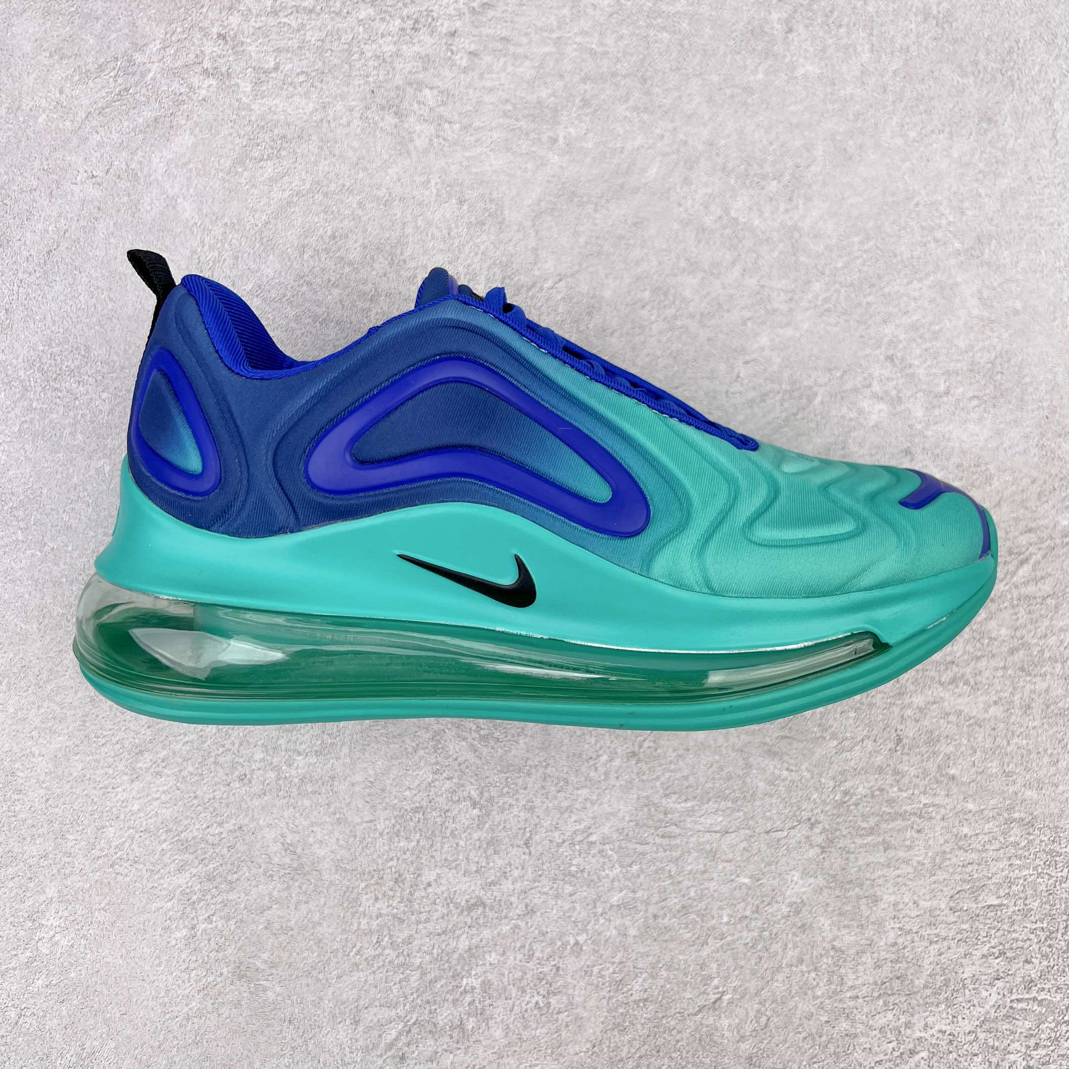 F5 NK Air Max 720 天眼全掌气垫跑步鞋 正确鞋盒 气垫部分全新升级 采用全掌一体式设计 整体极具未来感 鞋面部分以流线型凹凸结构组成