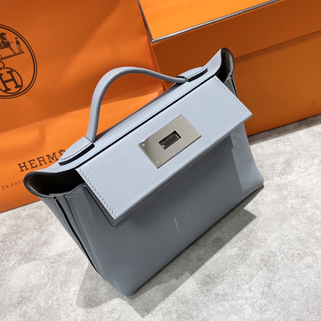 Hermès There are more than 3,000 pieces in the market. We sell the best products at good prices. Hermes2424 mini series, linen blue J7 evercolor