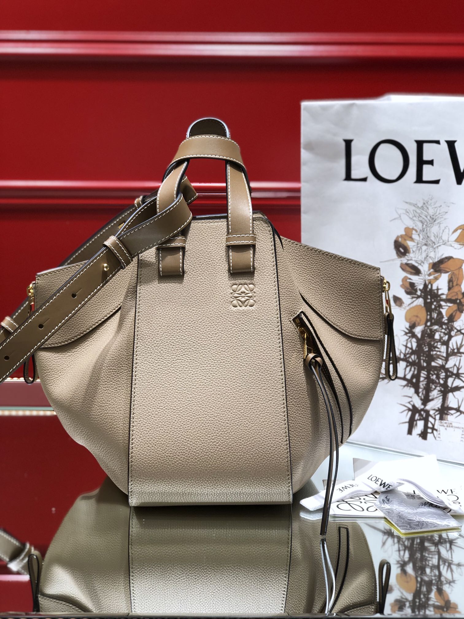 LOEWE Hammock сумка-гамак — топ-якасць