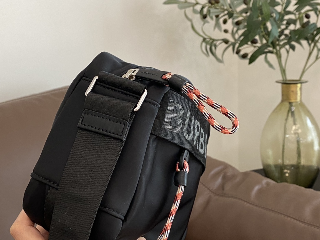 Logo Print ECONYL® Belt Bag - Comprehensive 7