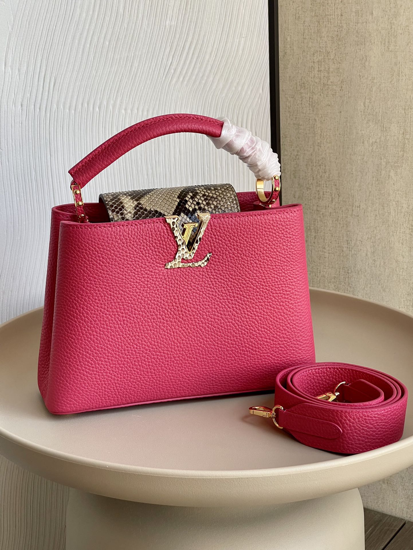 Louis Vuitton LV Capucines Bags Handbags Red Rose Taurillon Snake Skin N81209