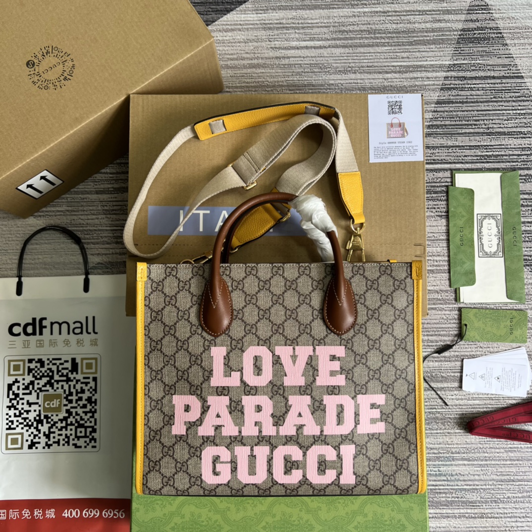 Сумка-тоут Gucci Love Parade из канваса GG Supreme с кожаной окантовкой