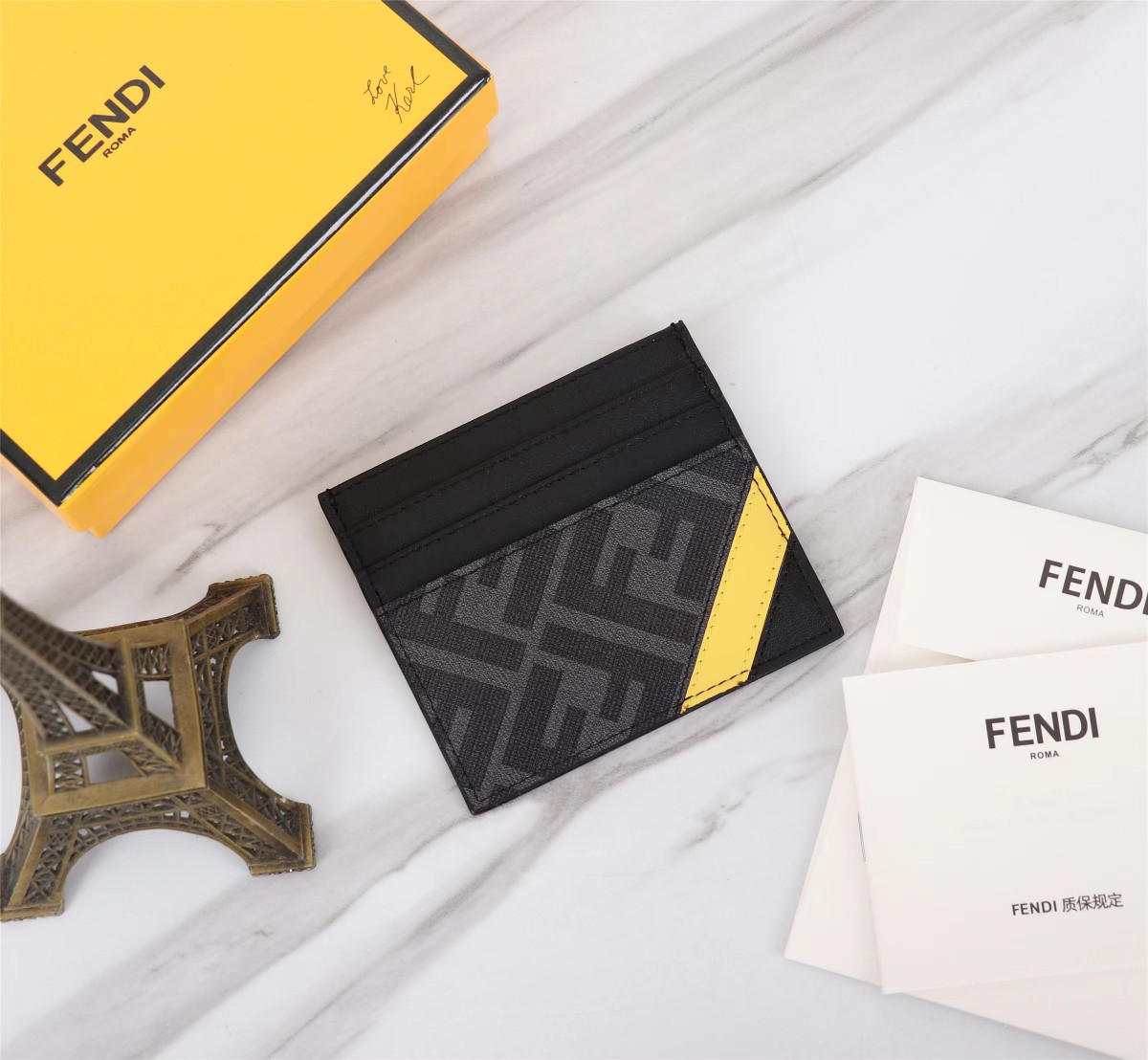 Fendi Copy
 Wallet Card pack AAA Class Replica
 Black Yellow Splicing Cowhide PU PVC Spring/Summer Collection