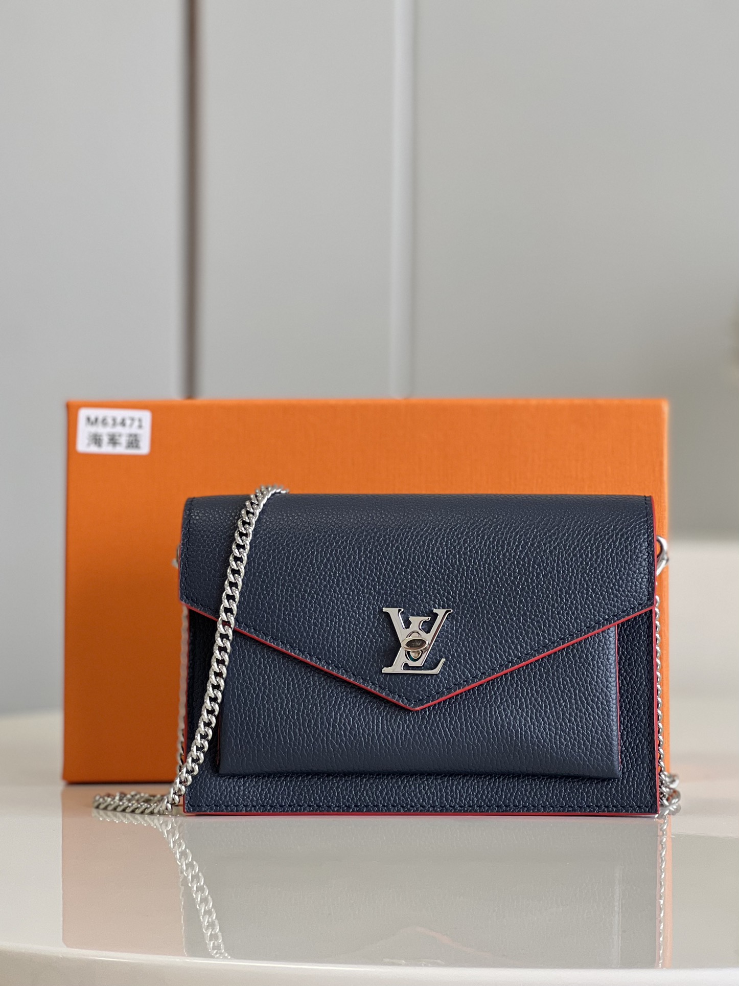 Louis Vuitton LV Mylockme Chain Crossbody & Shoulder Bags Top 1:1 Replica
 Blue Navy Cowhide Pochette Chains M63471