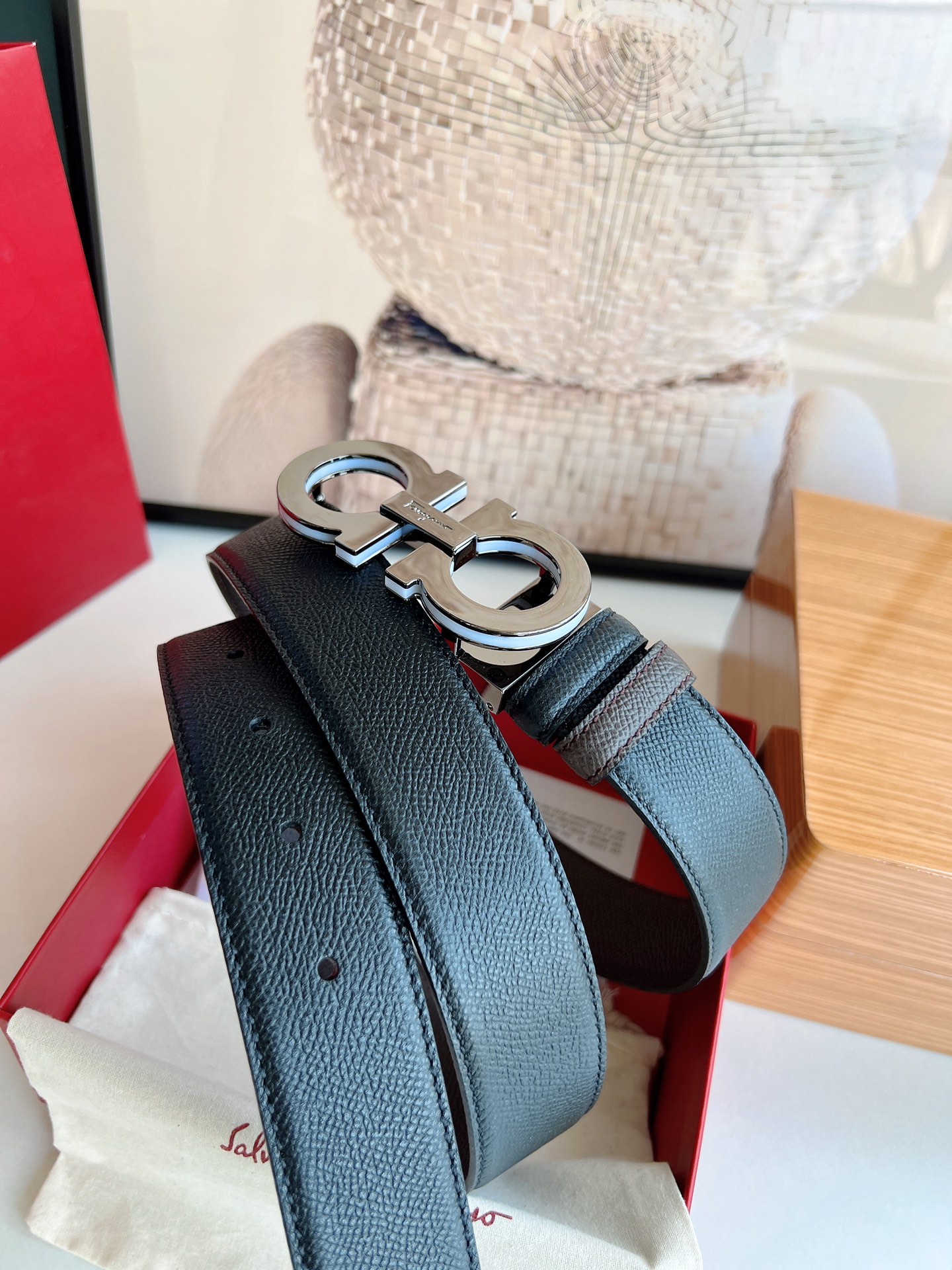 Ferragamo菲拉格慕   经典黑色咖啡三层夹心的金属扣男士3.5cm腰带