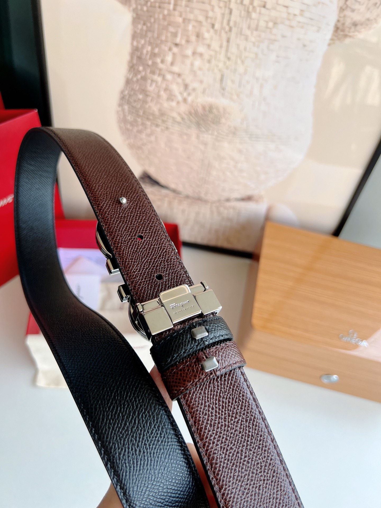 Ferragamo菲拉格慕   经典黑色咖啡三层夹心的金属扣男士3.5cm腰带