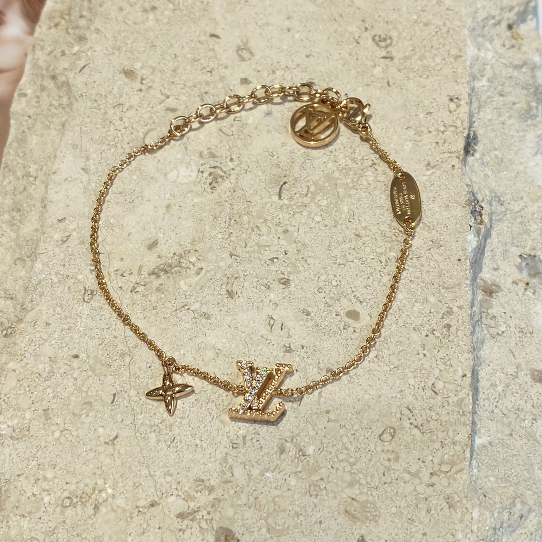 LV Bracelet