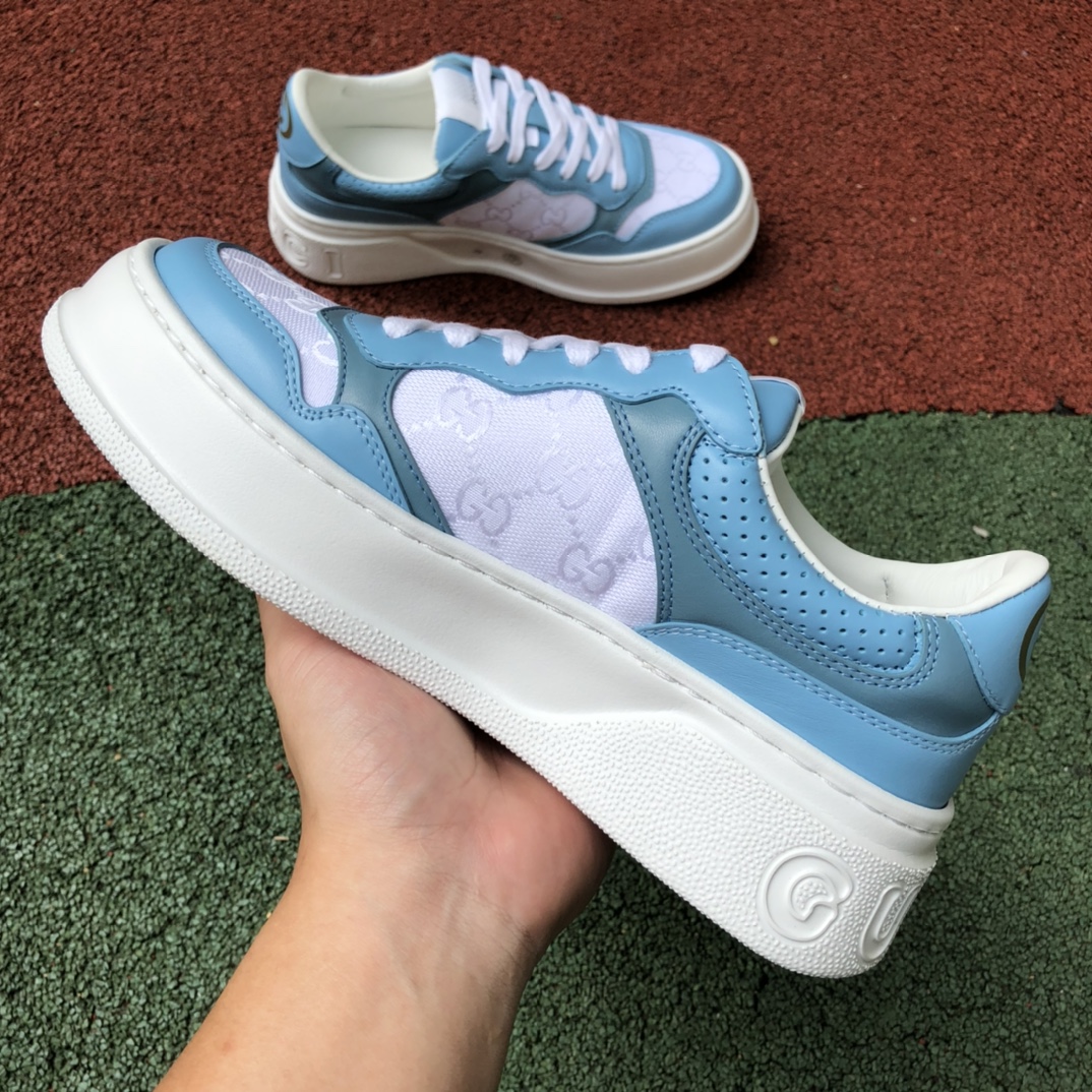 Gucci thick bottom low-top white and blue GUCCI Gucci low-top canvas thick bottom sneakers pink purple