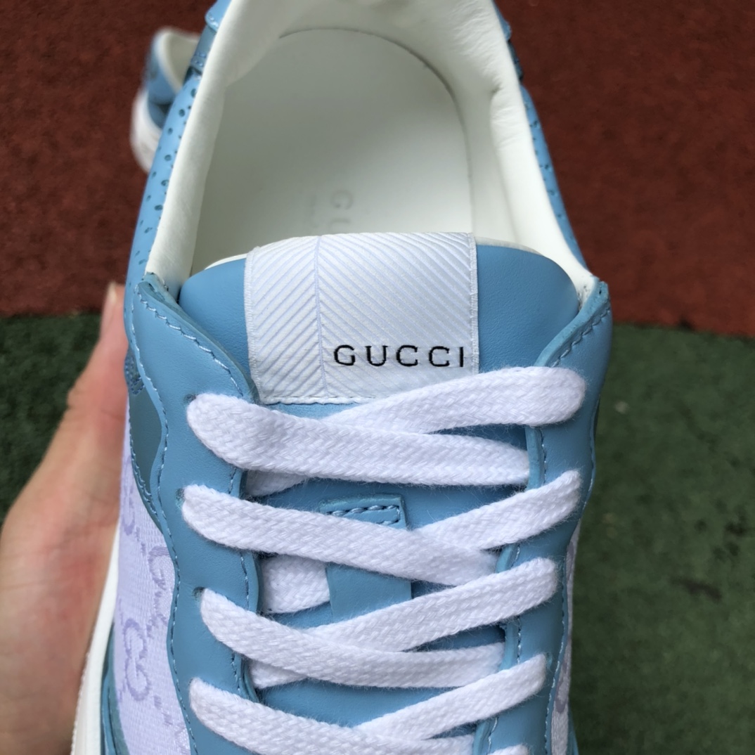 Gucci thick bottom low-top white and blue GUCCI Gucci low-top canvas thick bottom sneakers pink purple