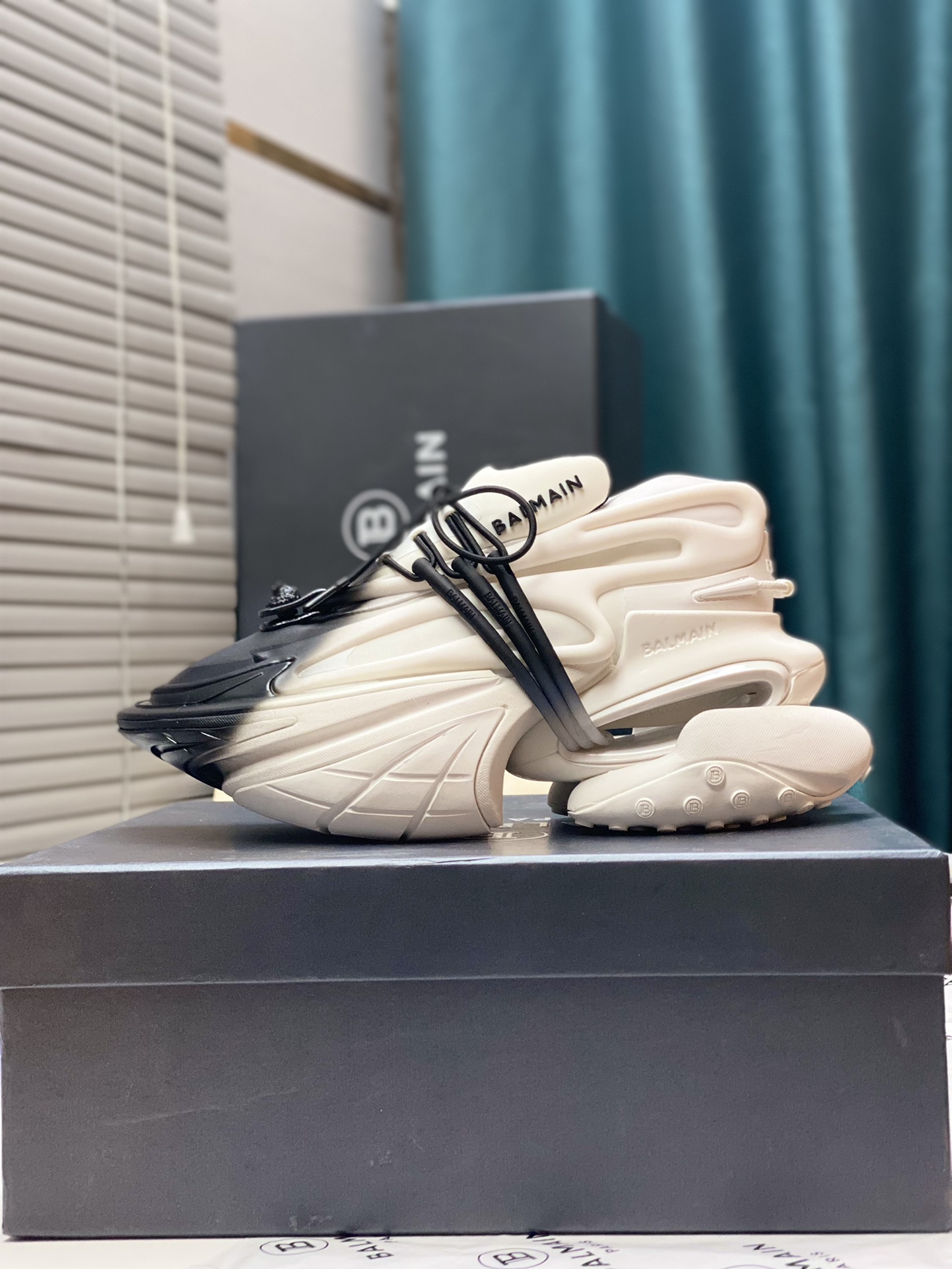 Balman New Pure Spaceship Sport Shoes: Original Tailored Accessories, Fine Embroidery, TPU Air Vent. - 图片 6