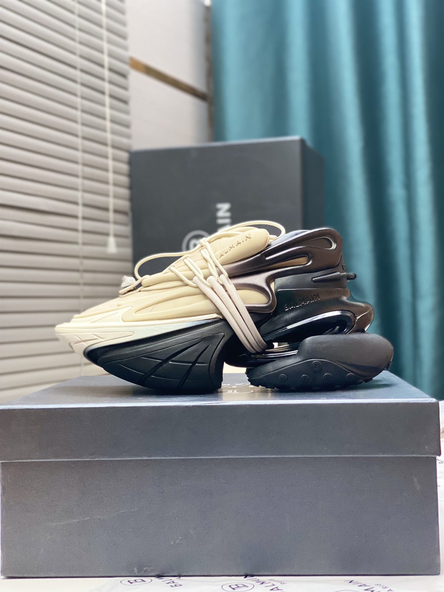 Balman New Pure Spaceship Sport Shoes: Original Tailored Accessories, Fine Embroidery, TPU Air Vent. - 图片 5