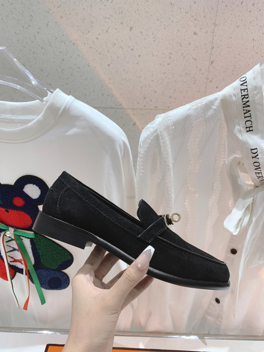 高版本Herme…s fwnew arrival～H家新款kelly扣乐福鞋鞋型很好看，见到到极致的造型