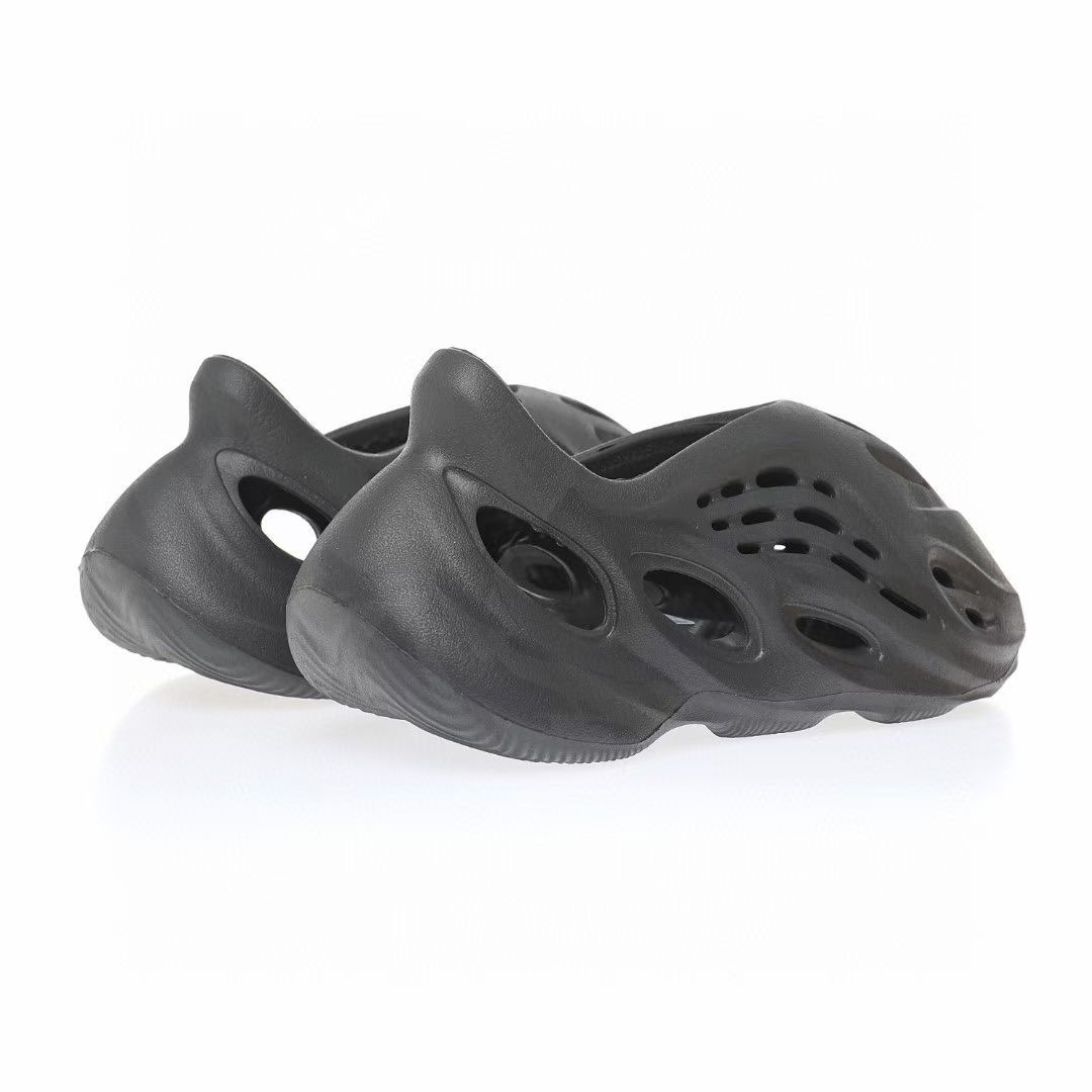 图片[7]-Adidas Yeezy Foam Runner Slide\”Stone Saget\”椰子童鞋户外风格包头运动沙滩凉拖防滑洞洞跑步凉鞋“酷灰煤黑”HP5347 尺码：28码=10K 29码=11K 31码=12K 32码=13K 33码=1Y-选品中心