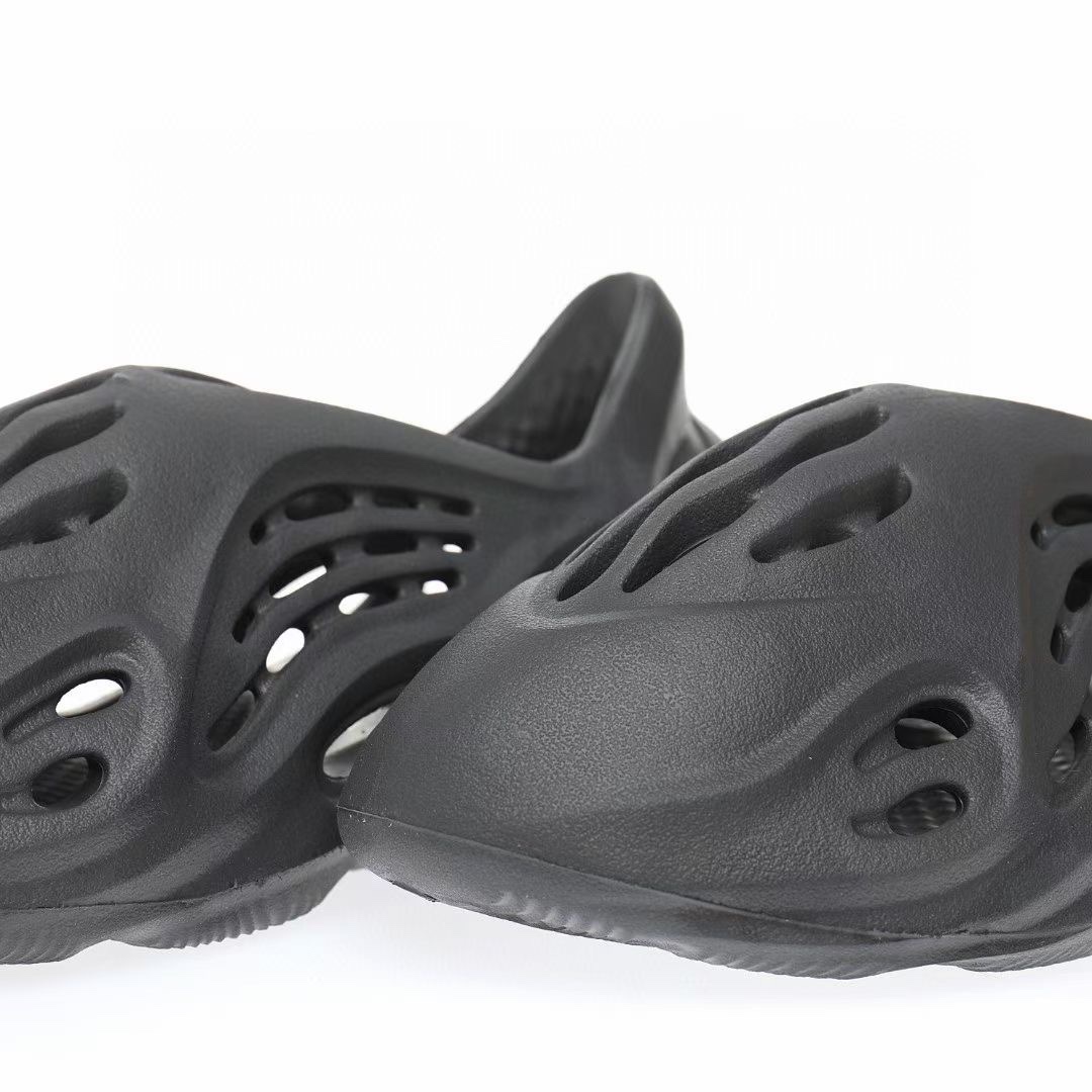 图片[8]-Adidas Yeezy Foam Runner Slide\”Stone Saget\”椰子童鞋户外风格包头运动沙滩凉拖防滑洞洞跑步凉鞋“酷灰煤黑”HP5347 尺码：28码=10K 29码=11K 31码=12K 32码=13K 33码=1Y-选品中心