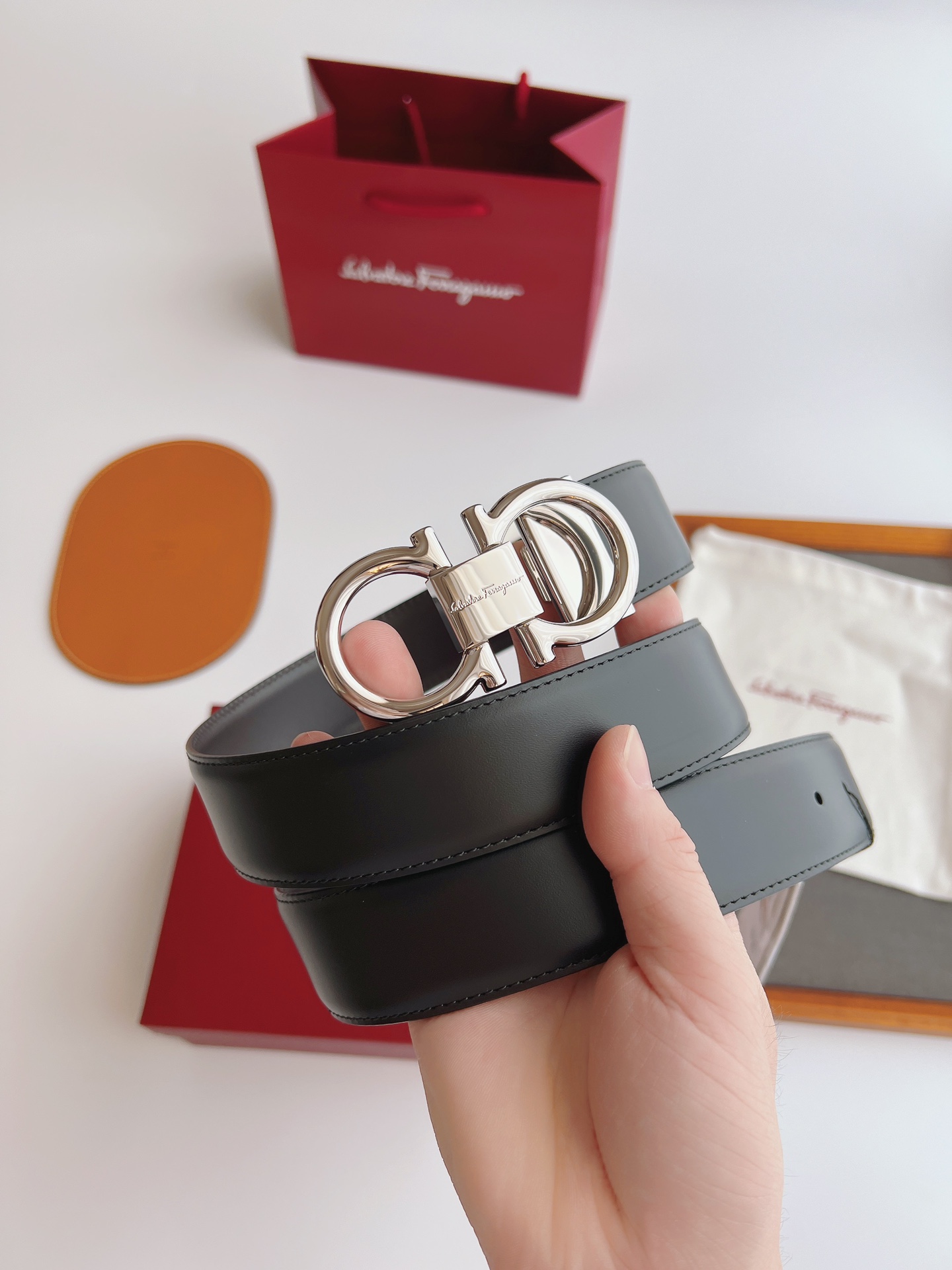 H5  Ferragamo菲拉格慕 皮带