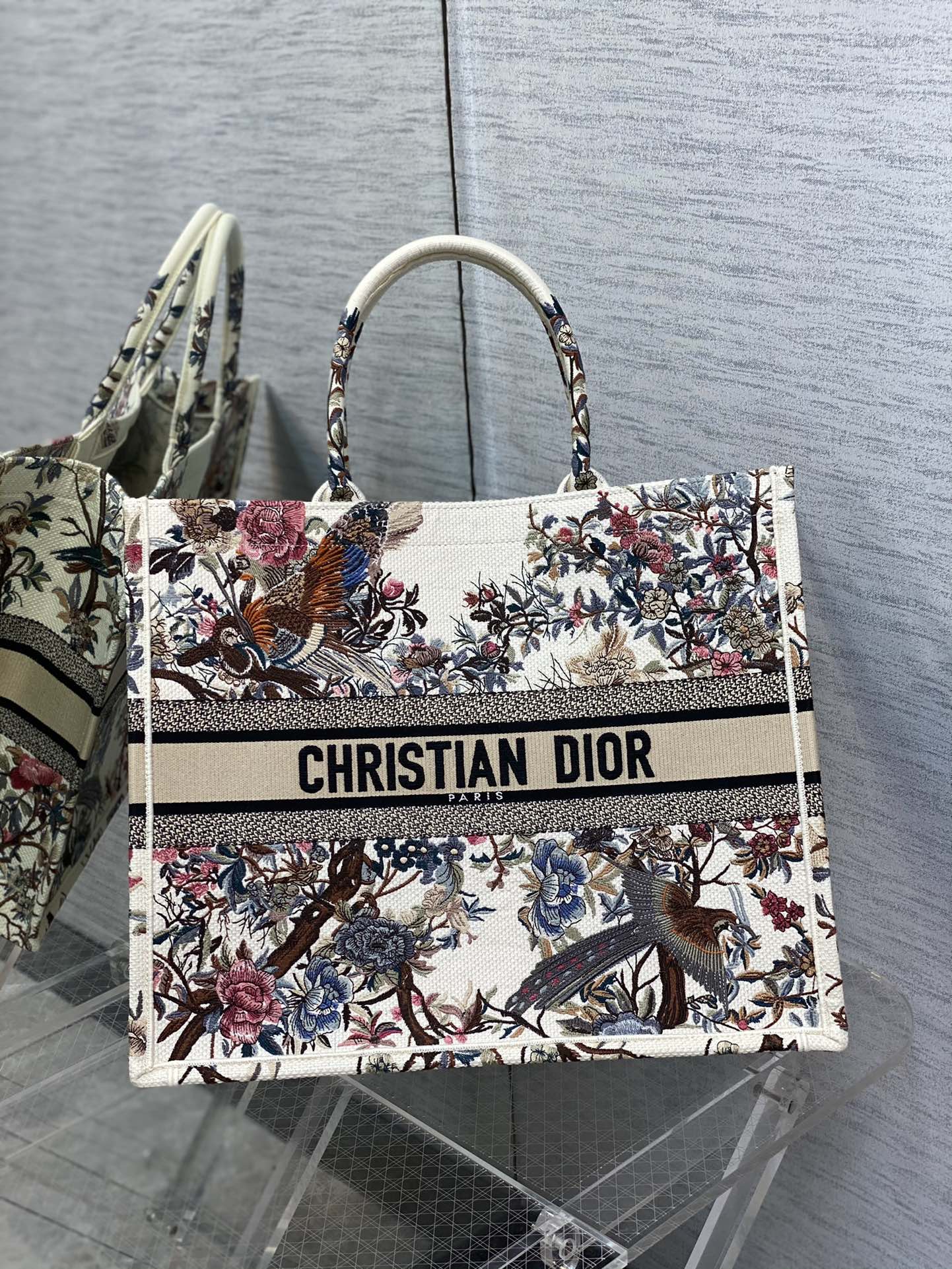 DIOR Large Tote Magpie White Limited Edition Embroidered Handbag