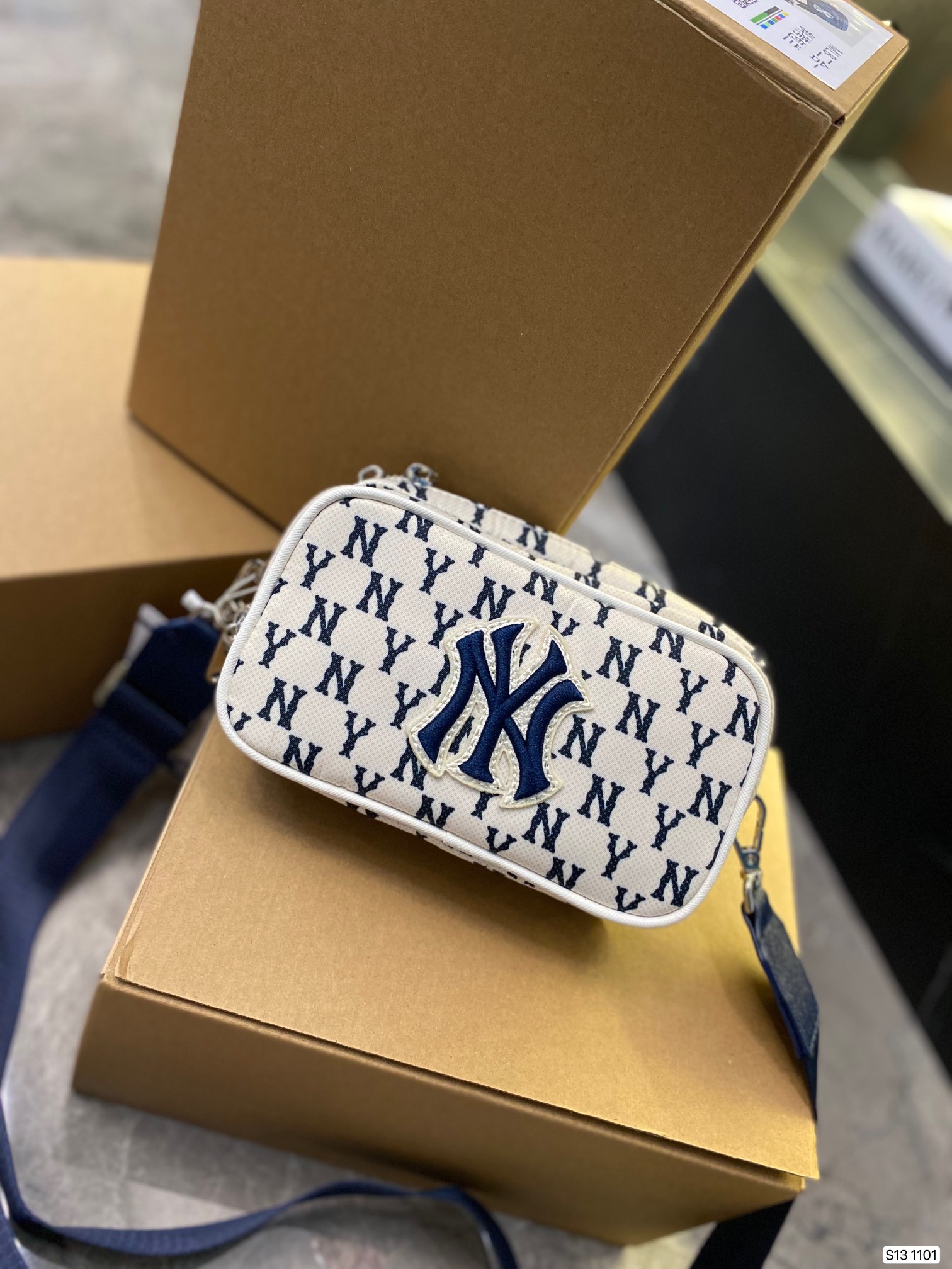 Yupoo Gucci Bags Watches Nike Clothing Jordan Yeezy Balenciaga Shoes
