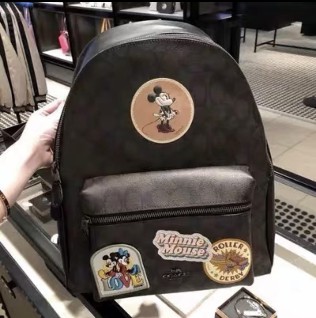 Yupoo Gucci Bags Watches Nike Clothing Jordan Yeezy Balenciaga Shoes
