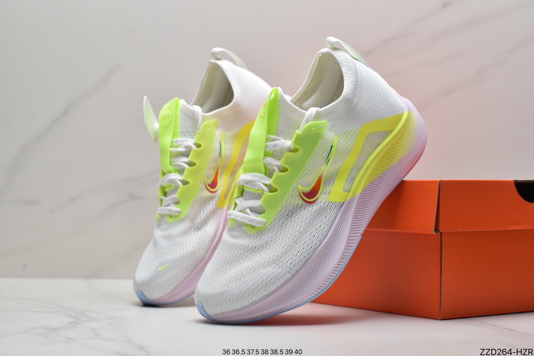 250  Nike Zoom Fly 4 超轻跑步鞋 鞋底搭载真实碳纤维板 CT2392-006