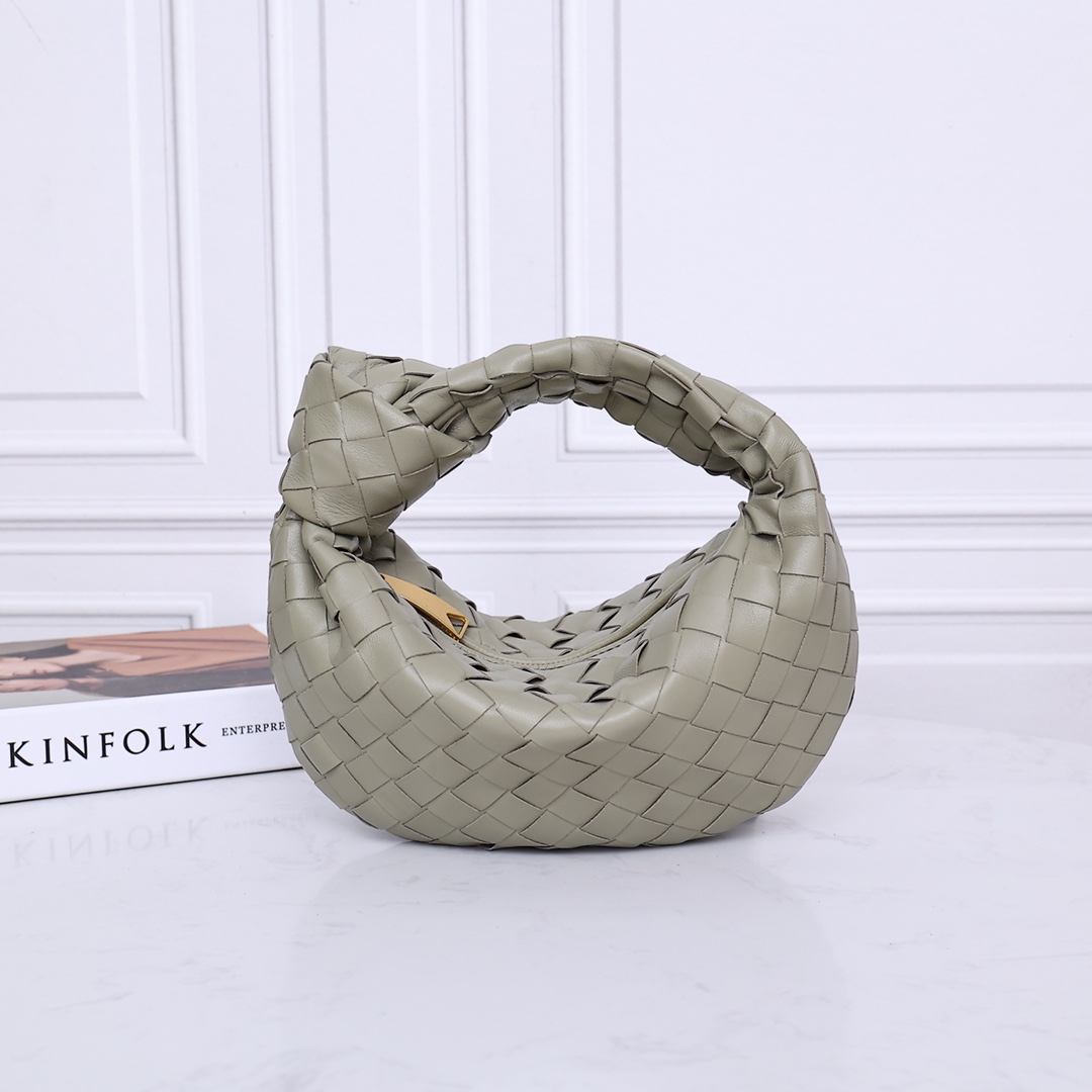 Bottega Veneta sac à main hobo en cuir d'agneau tressé avec nœud