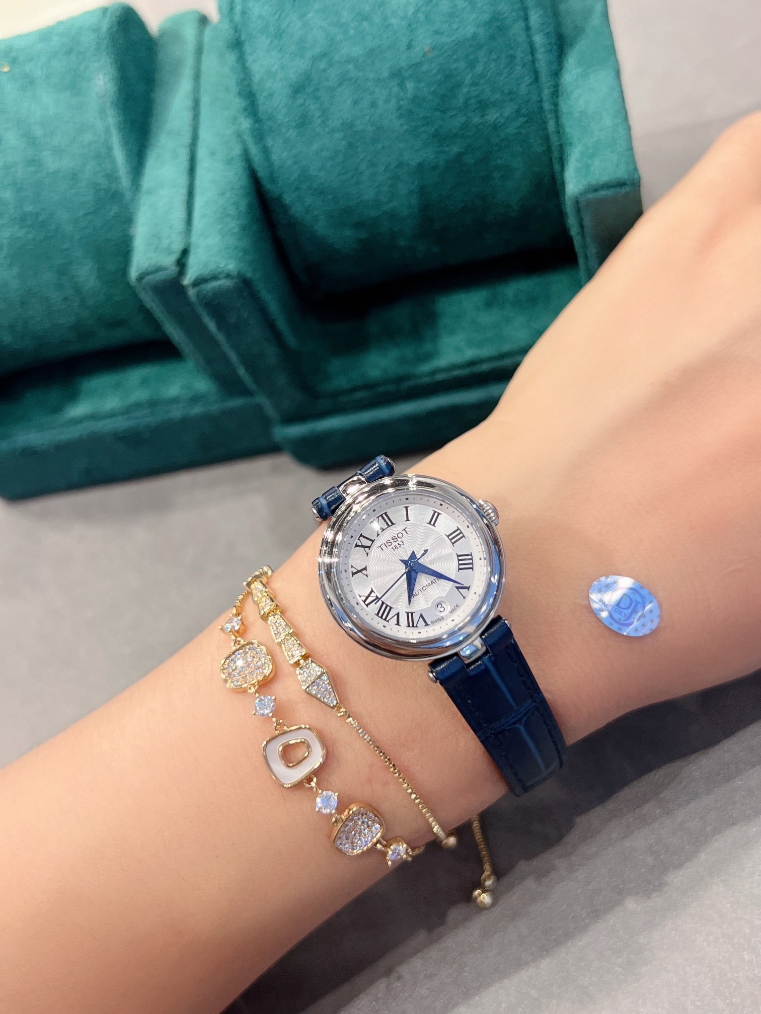 New Carlysian Series Launched: Delicate 26mm Watch for Pretty Girls – Zenium - 图片 8