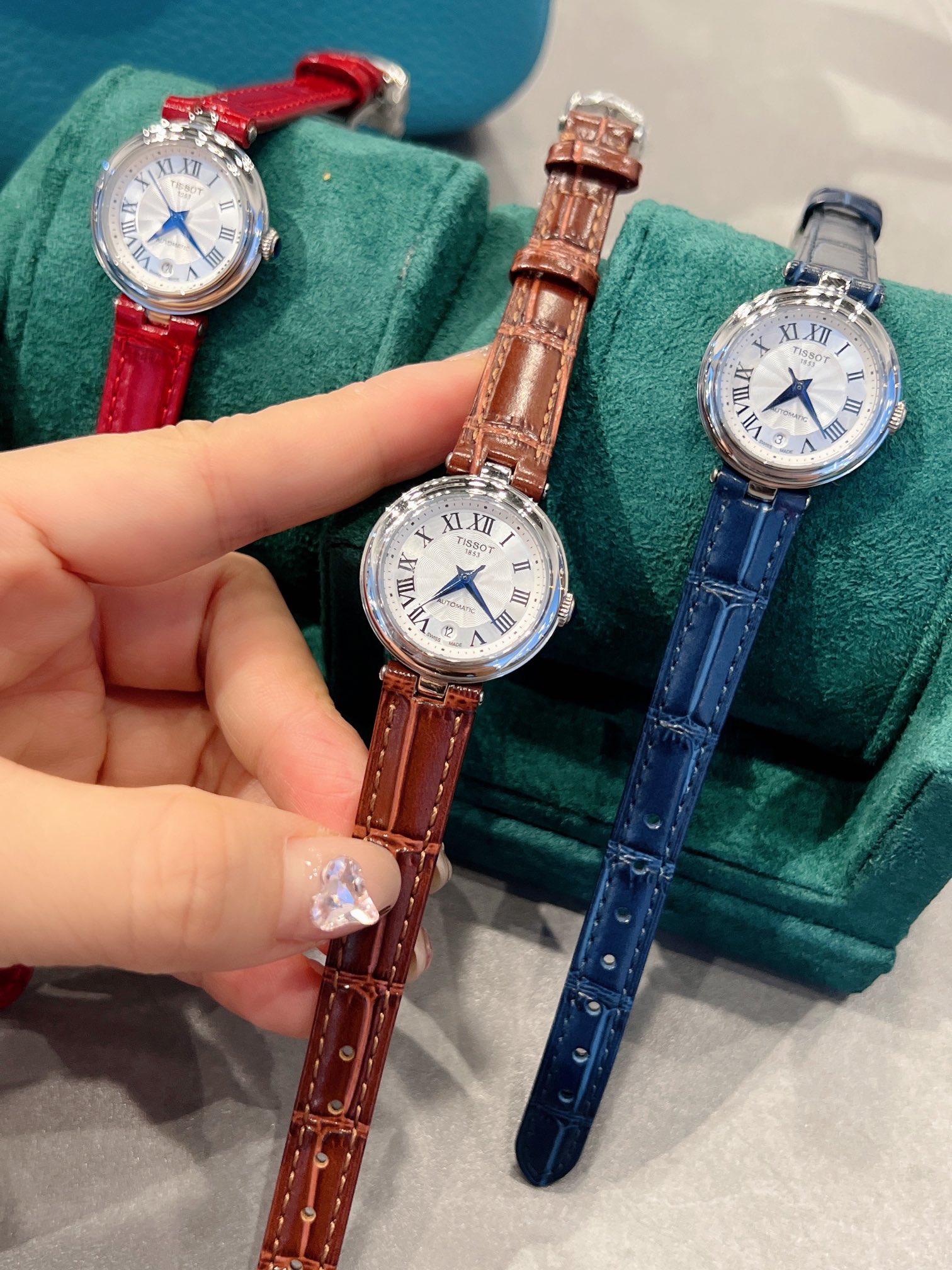 New Carlysian Series Launched: Delicate 26mm Watch for Pretty Girls – Zenium - 图片 3