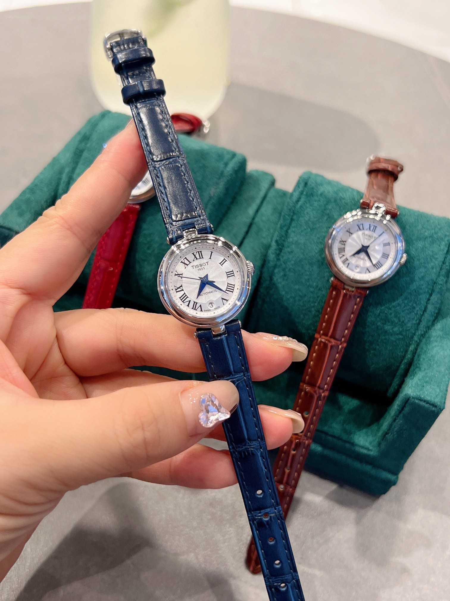 New Carlysian Series Launched: Delicate 26mm Watch for Pretty Girls – Zenium - 图片 4
