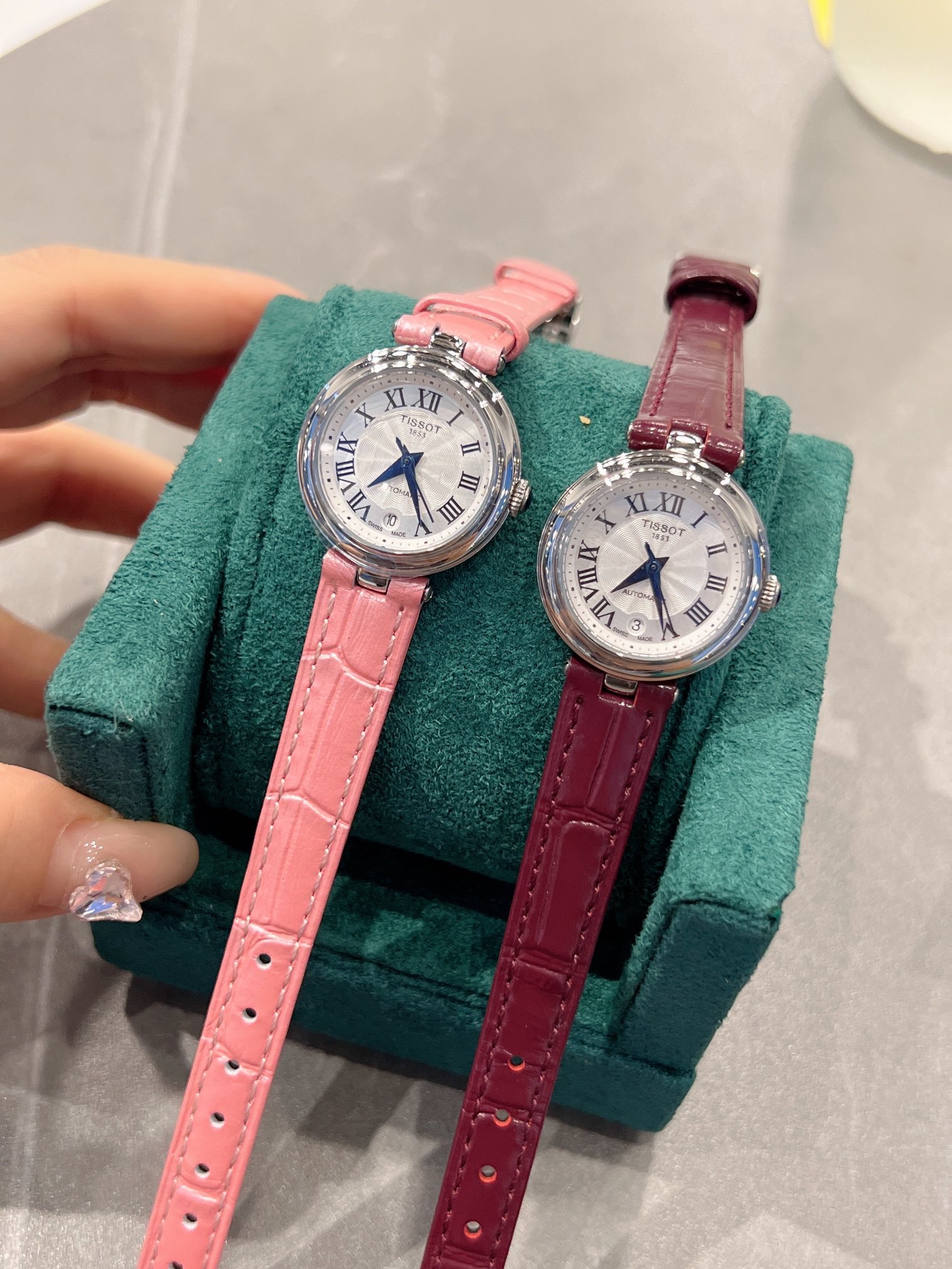 “New Carlysian Series: Delicate 26mm Watch for Girls, Zenium Material, Launched in March” - 图片 4