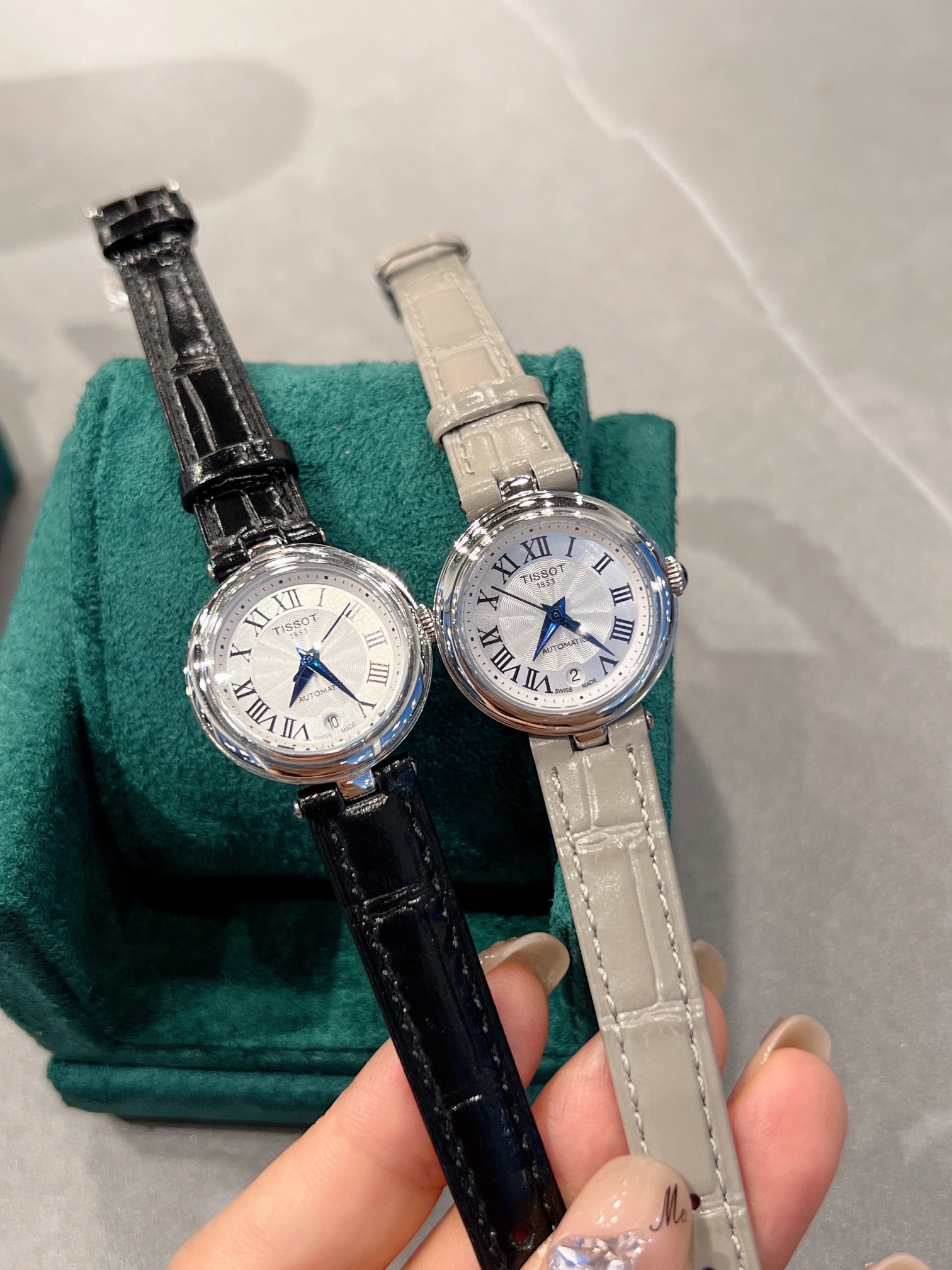 “New Carlysian Series: Delicate 26mm Watch for Girls, Zenium Material, Launched in March” - 图片 2
