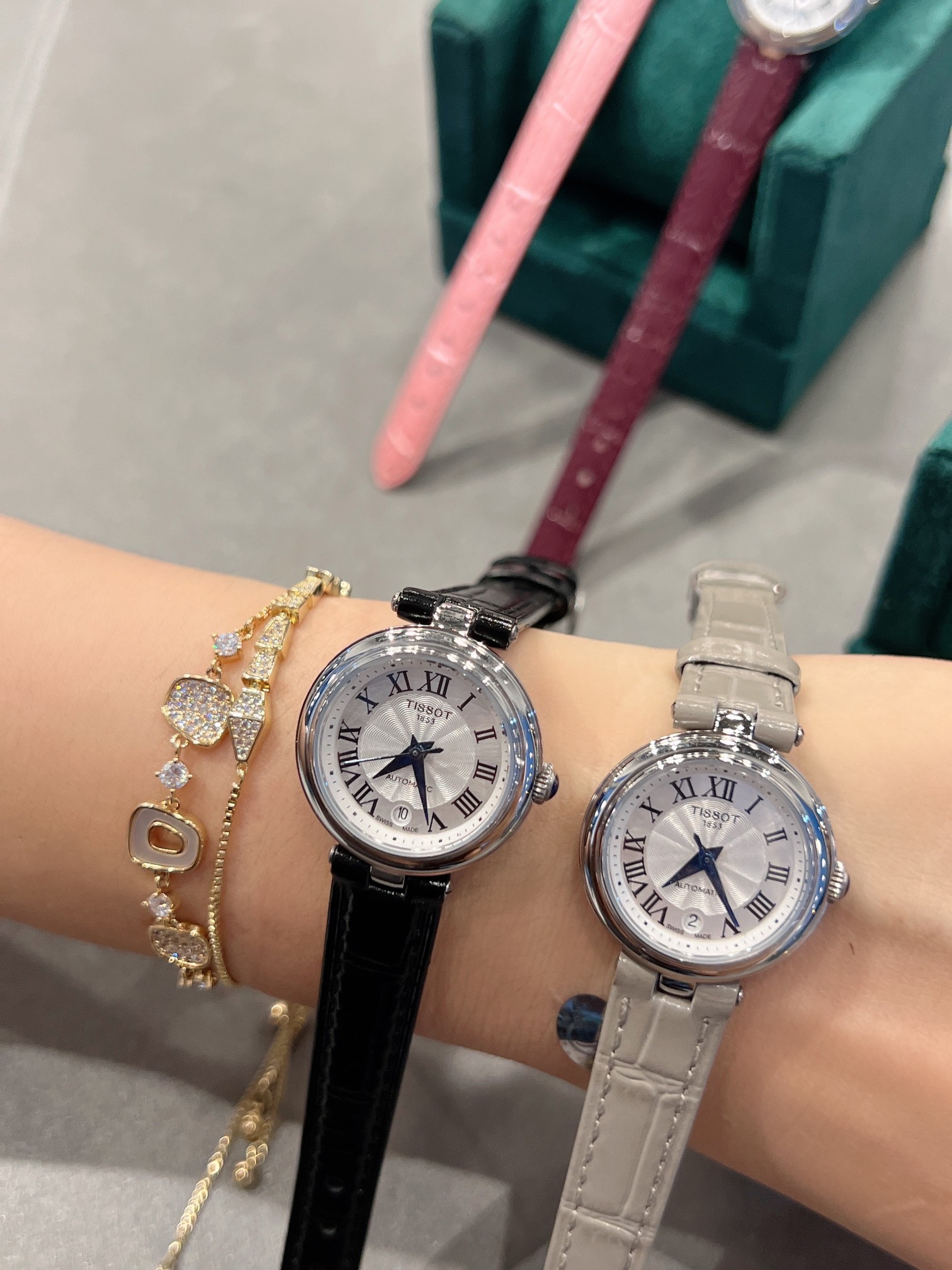 “New Carlysian Series: Delicate 26mm Watch for Girls, Zenium Material, Launched in March” - 图片 6